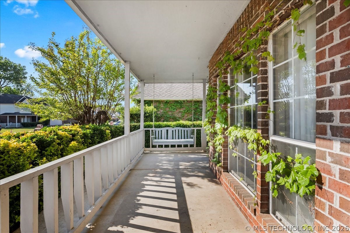 1312 N Willow Avenue