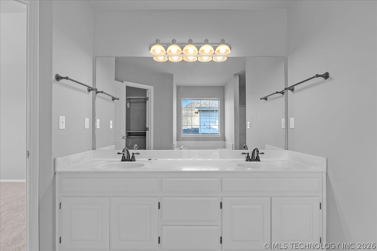 1312 N Willow Avenue