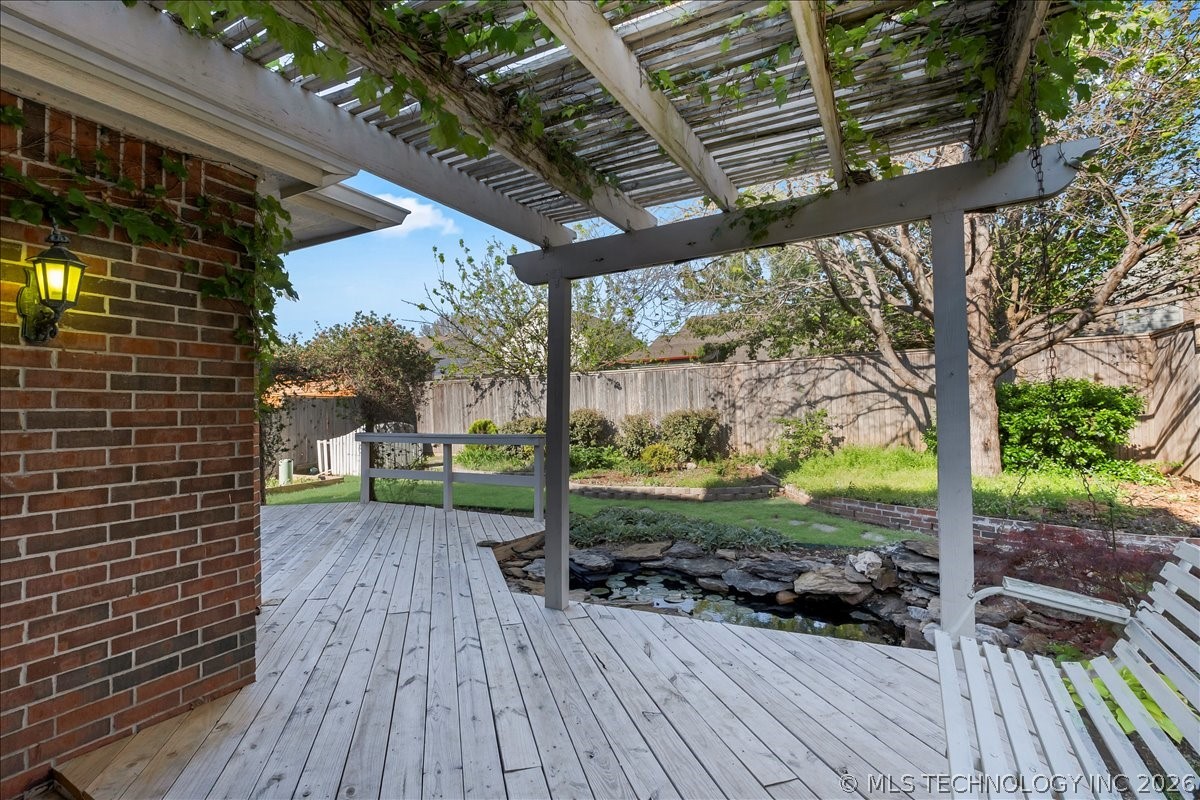 1312 N Willow Avenue