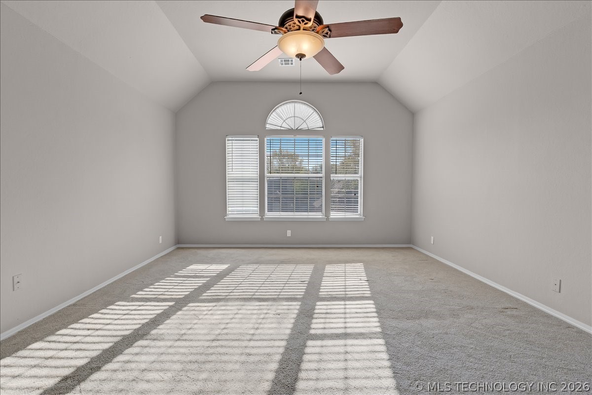 1312 N Willow Avenue