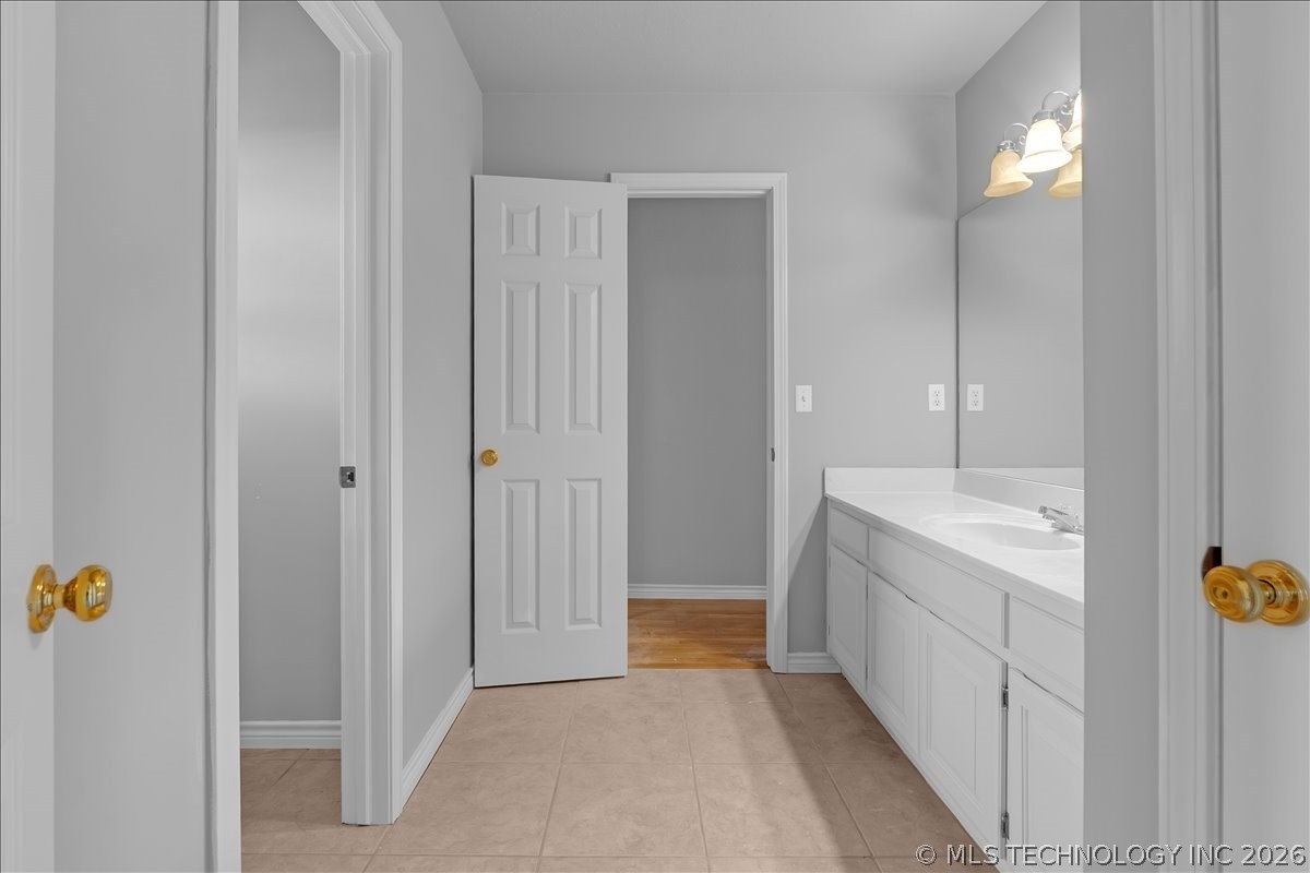 1312 N Willow Avenue