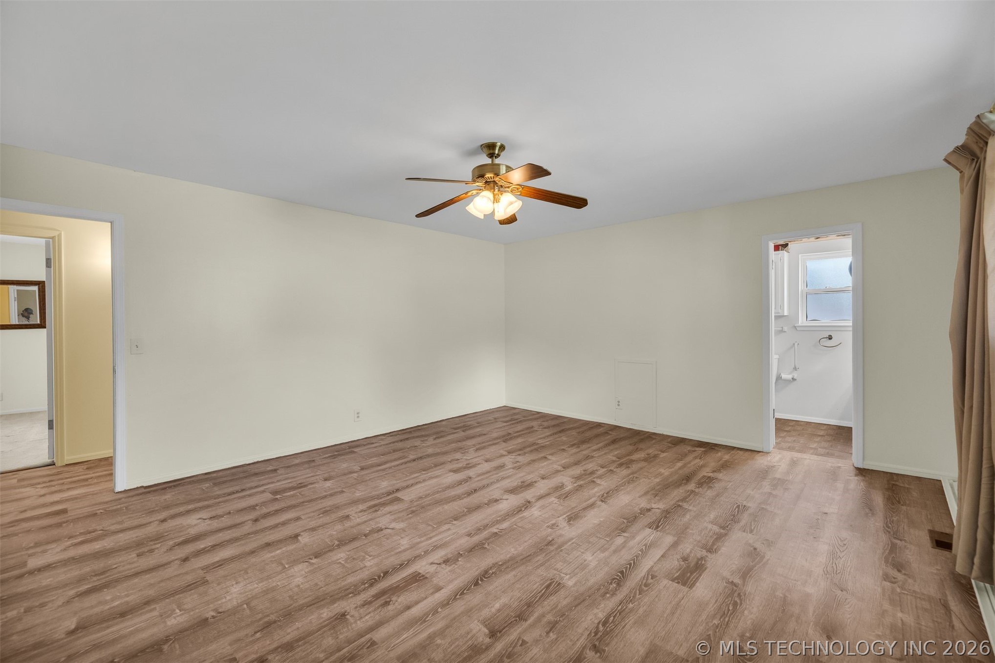 6350 S 72nd East Avenue