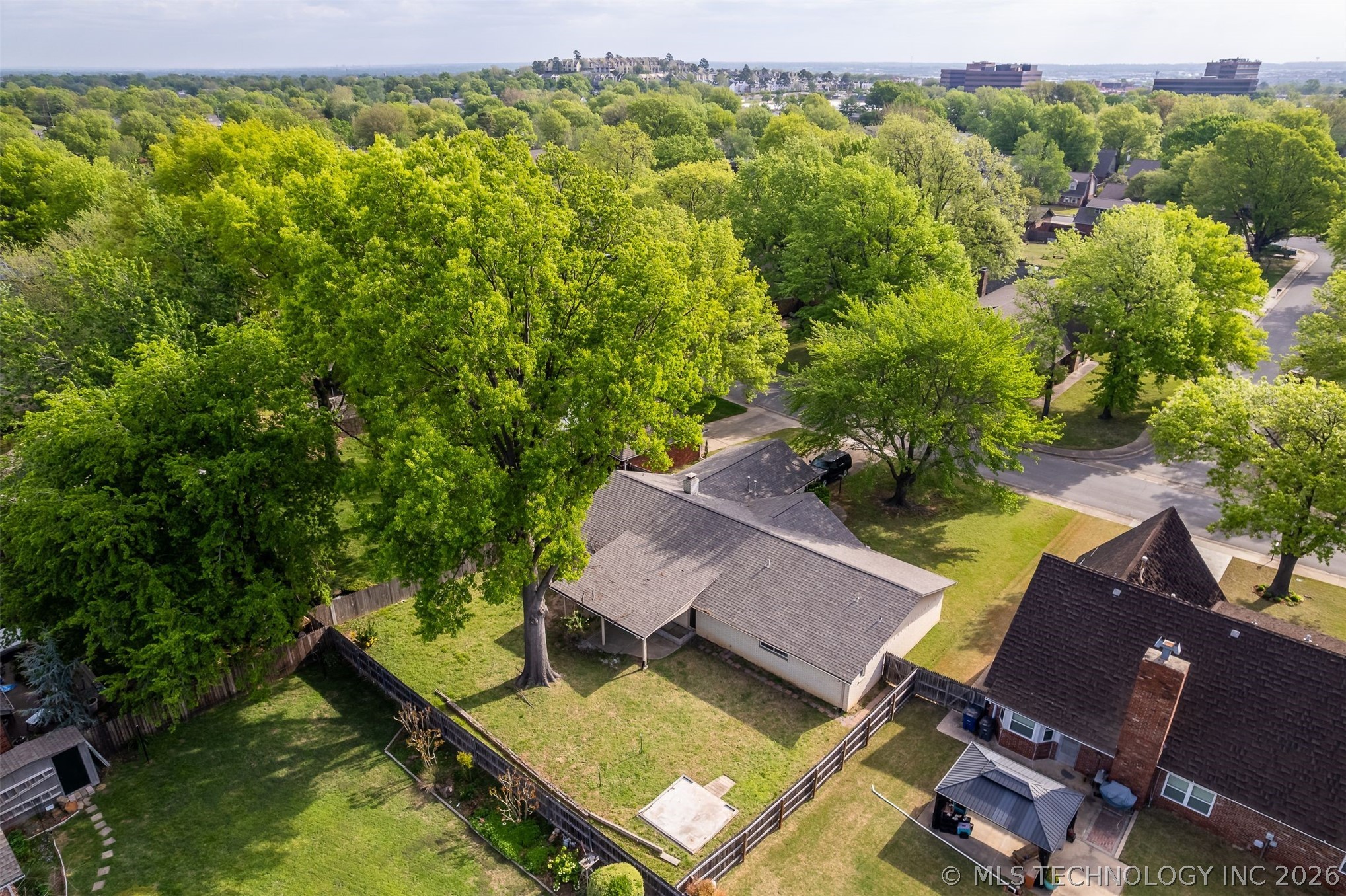 6350 S 72nd East Avenue