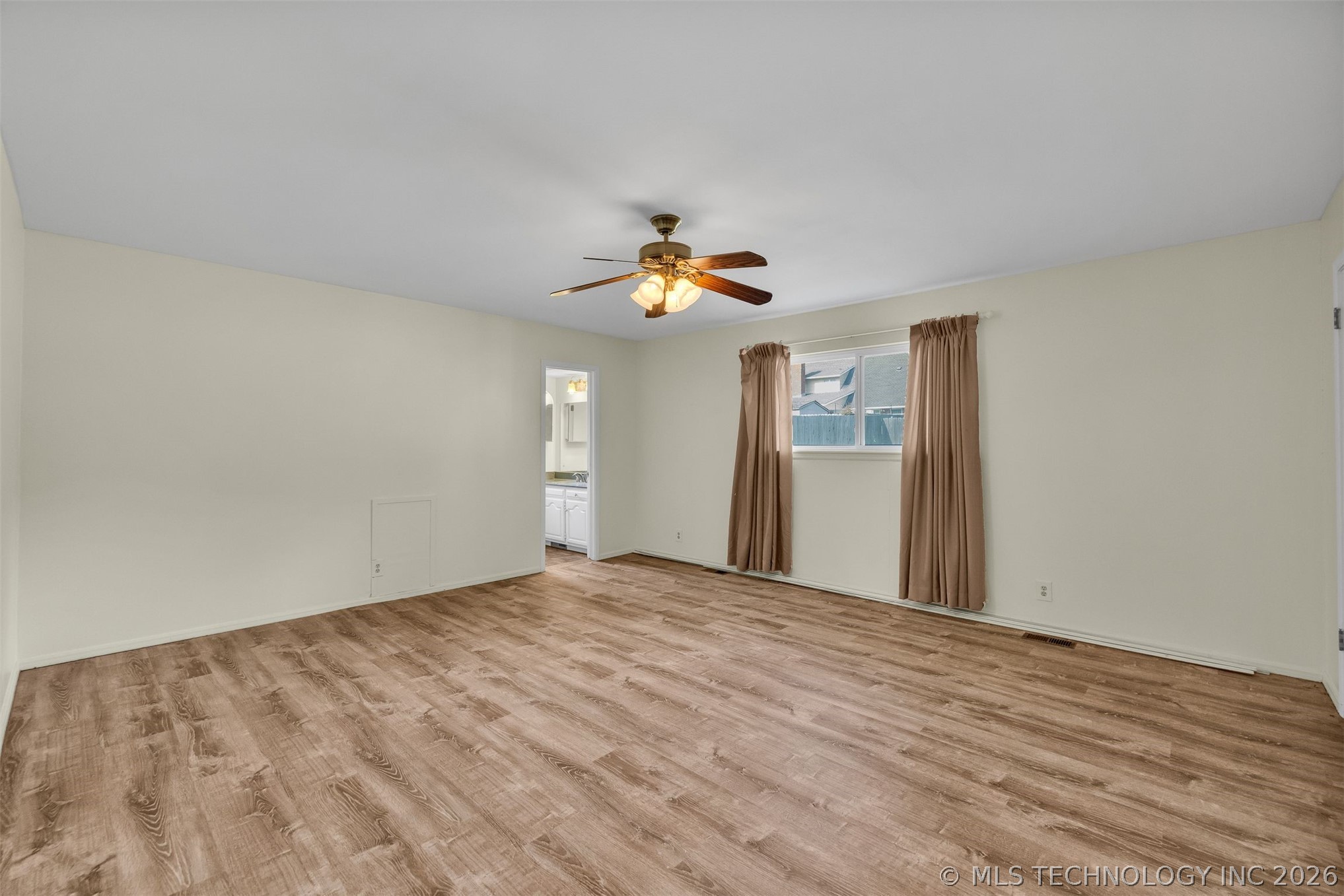 6350 S 72nd East Avenue