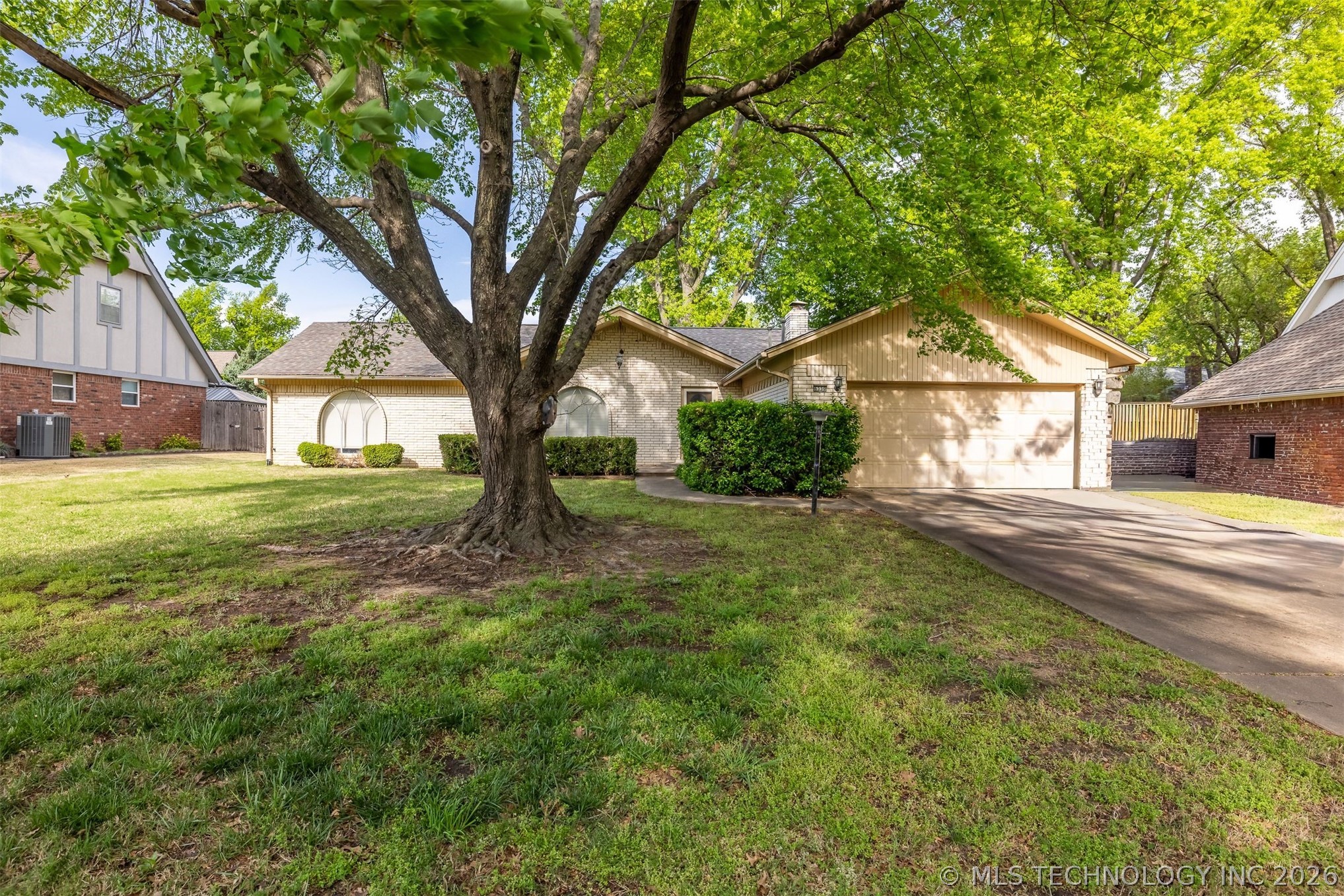 6350 S 72nd East Avenue