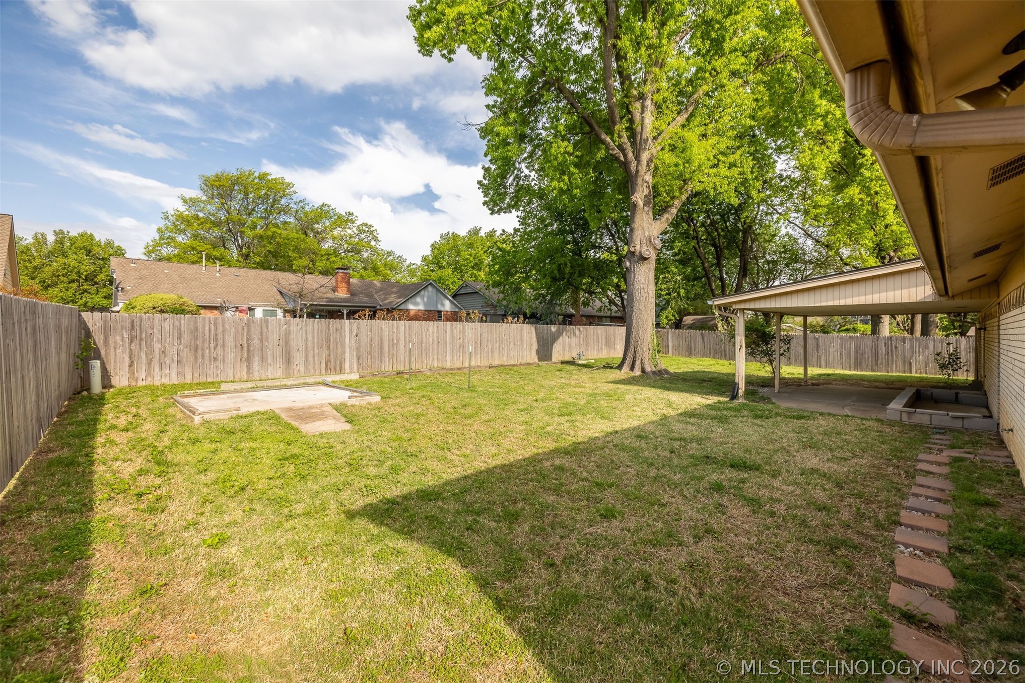 6350 S 72nd East Avenue