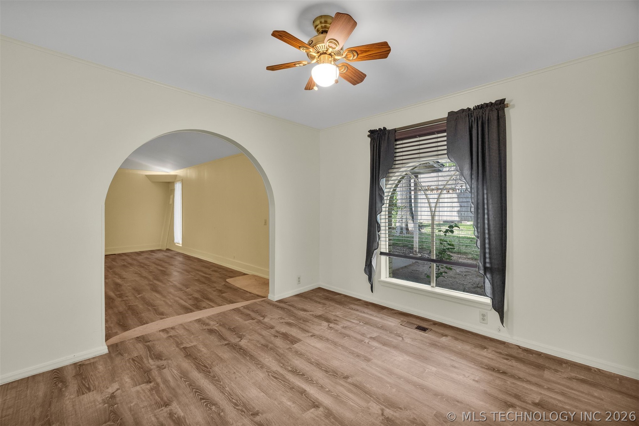 6350 S 72nd East Avenue