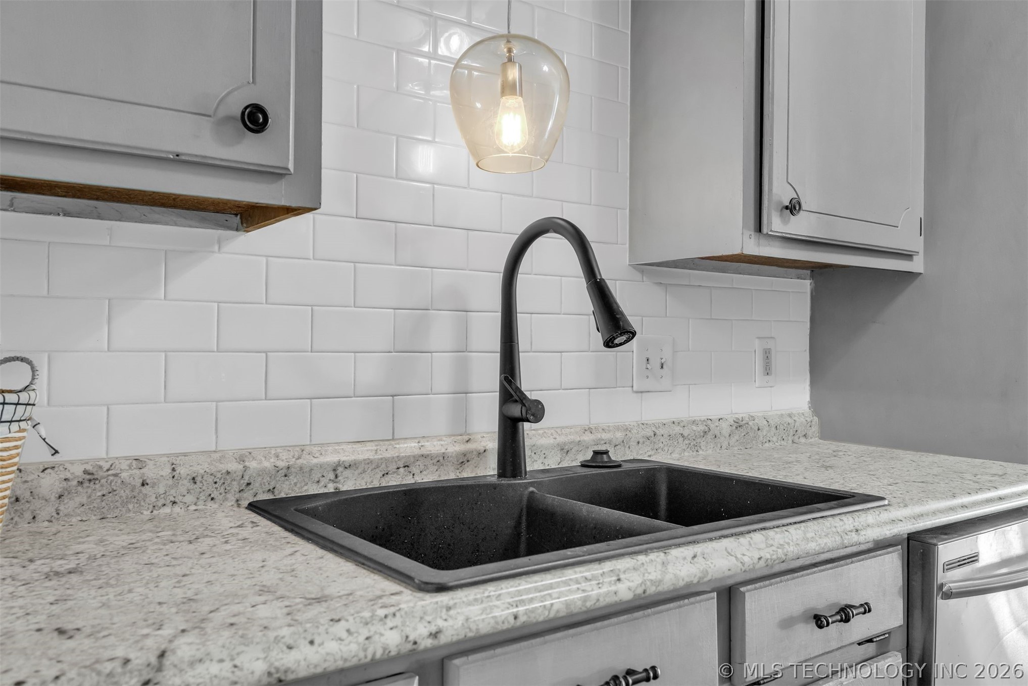 17782 S Cedar Avenue