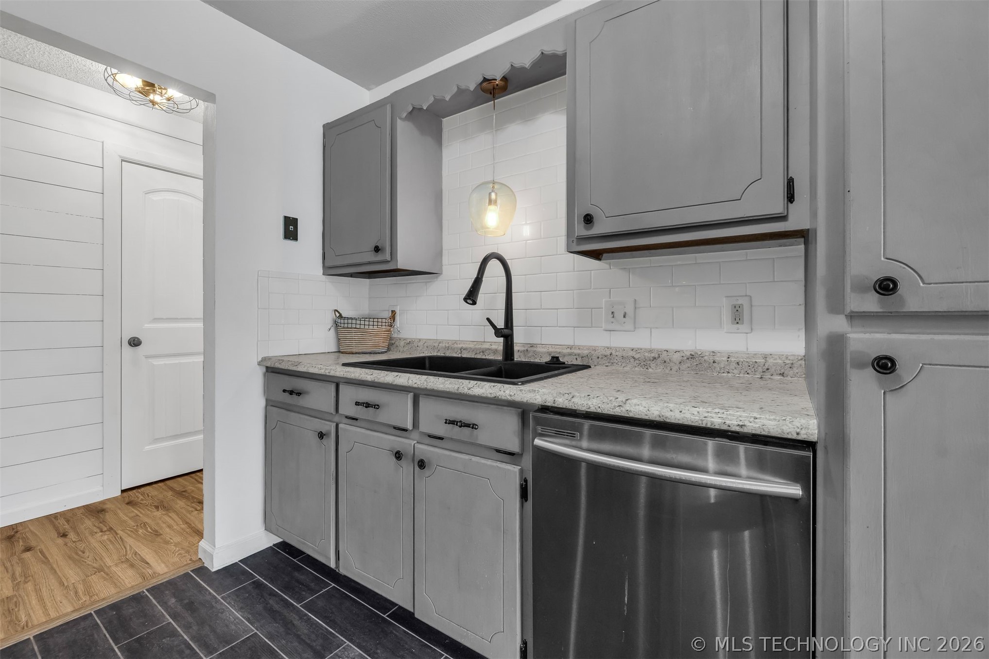 17782 S Cedar Avenue