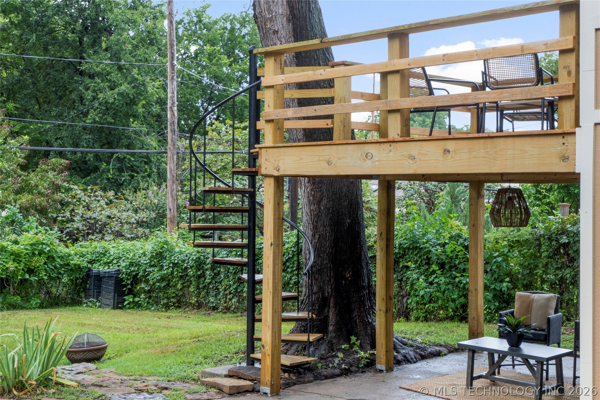 1516 S Elwood Avenue