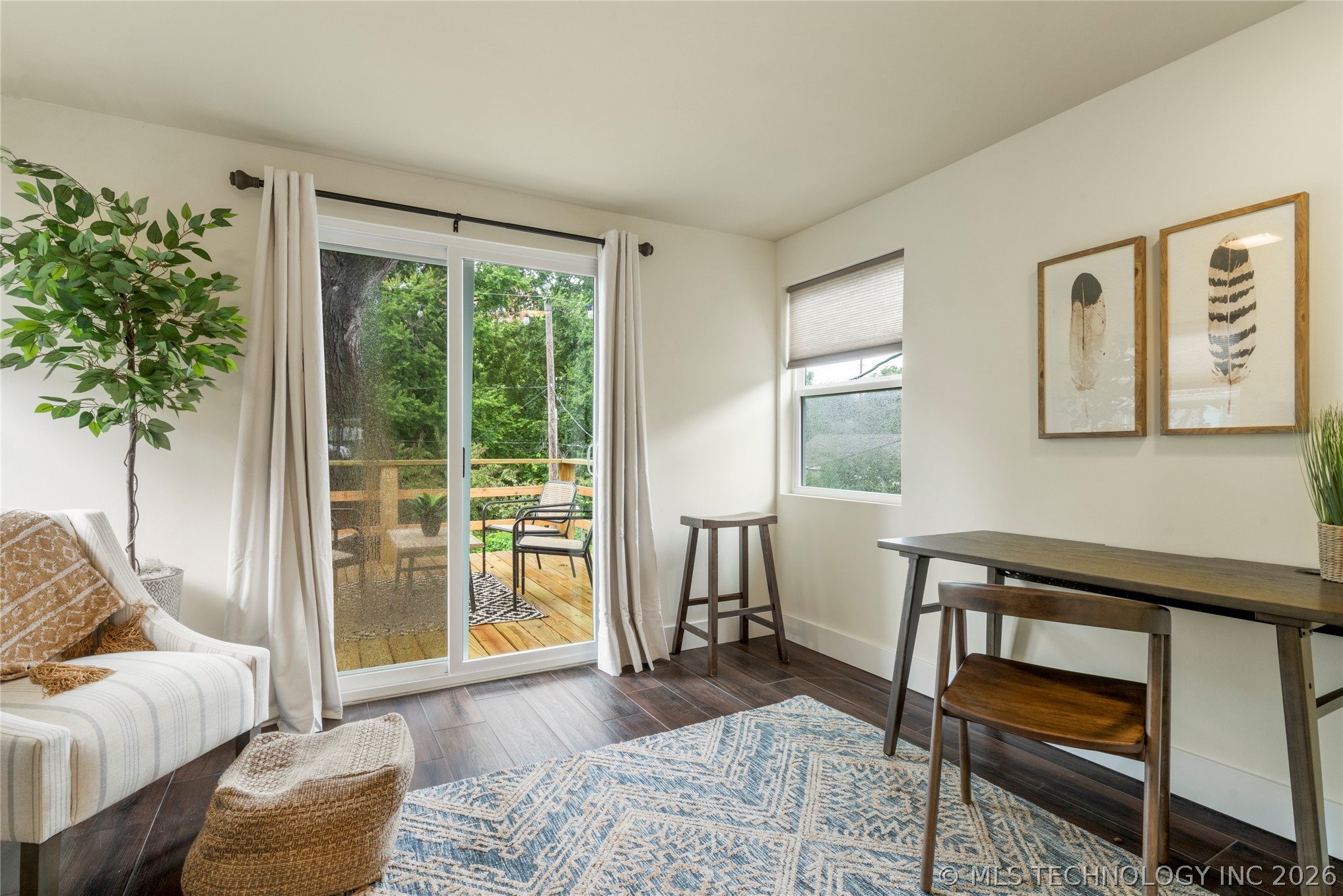 1516 S Elwood Avenue