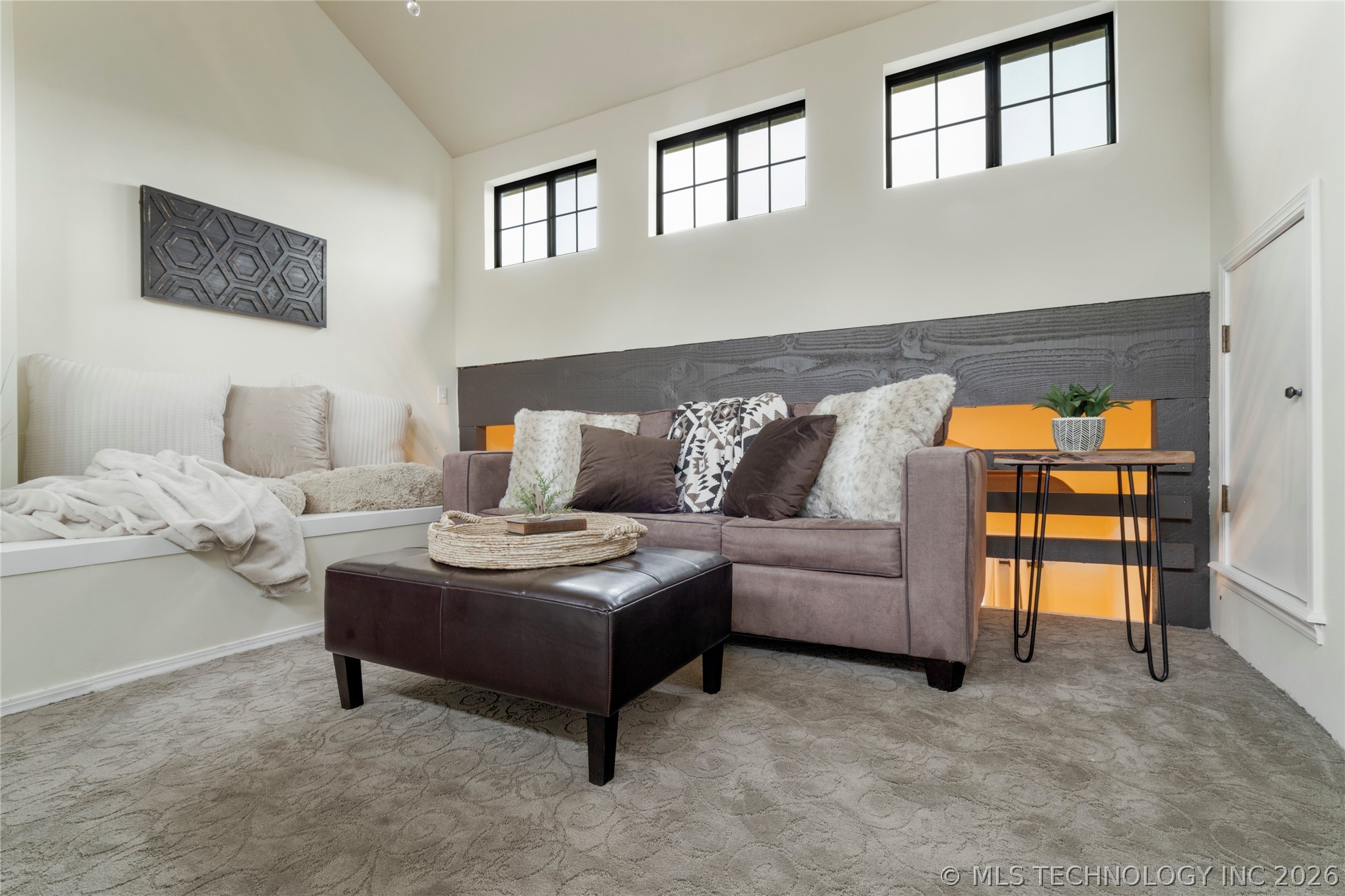 1516 S Elwood Avenue