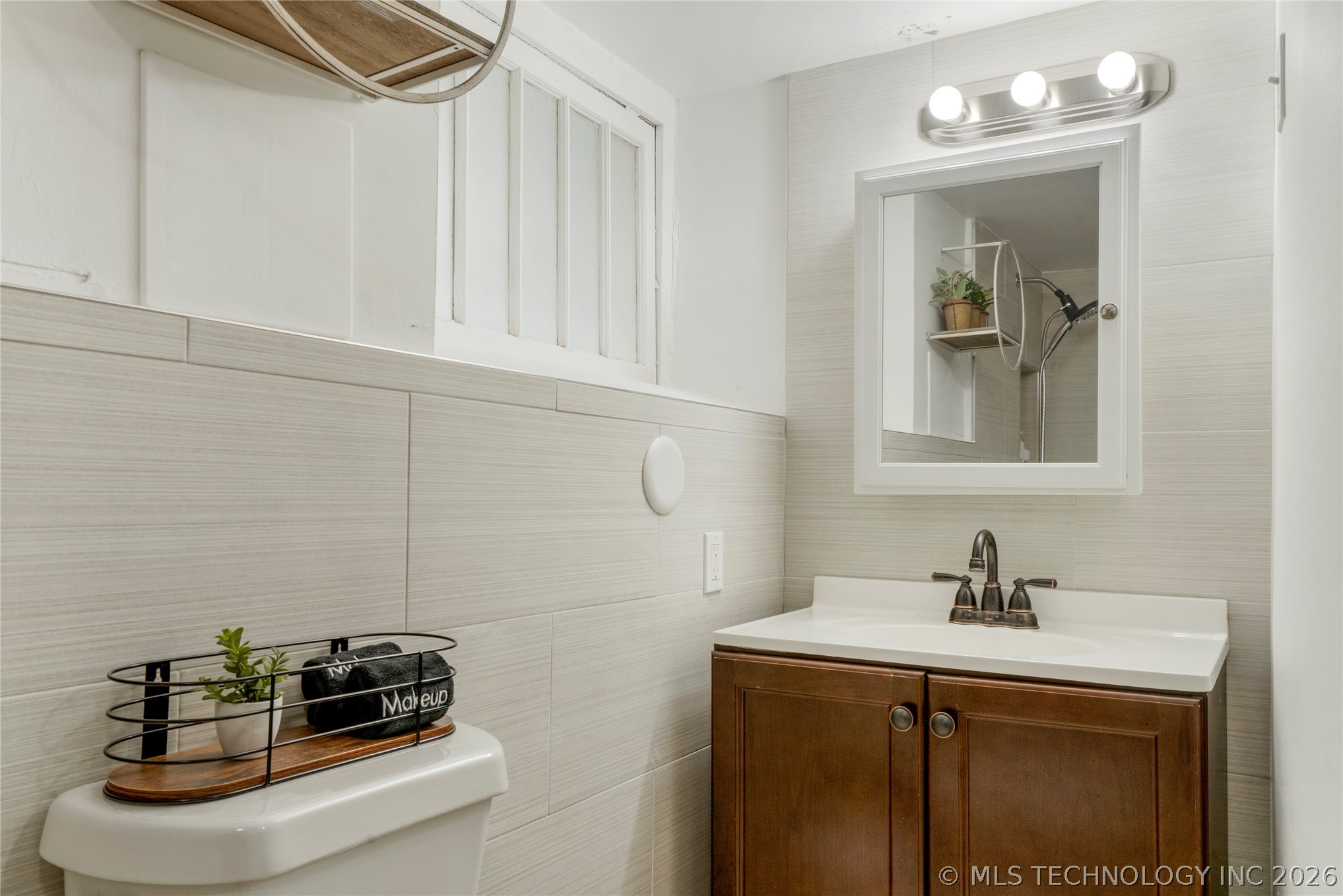 1516 S Elwood Avenue