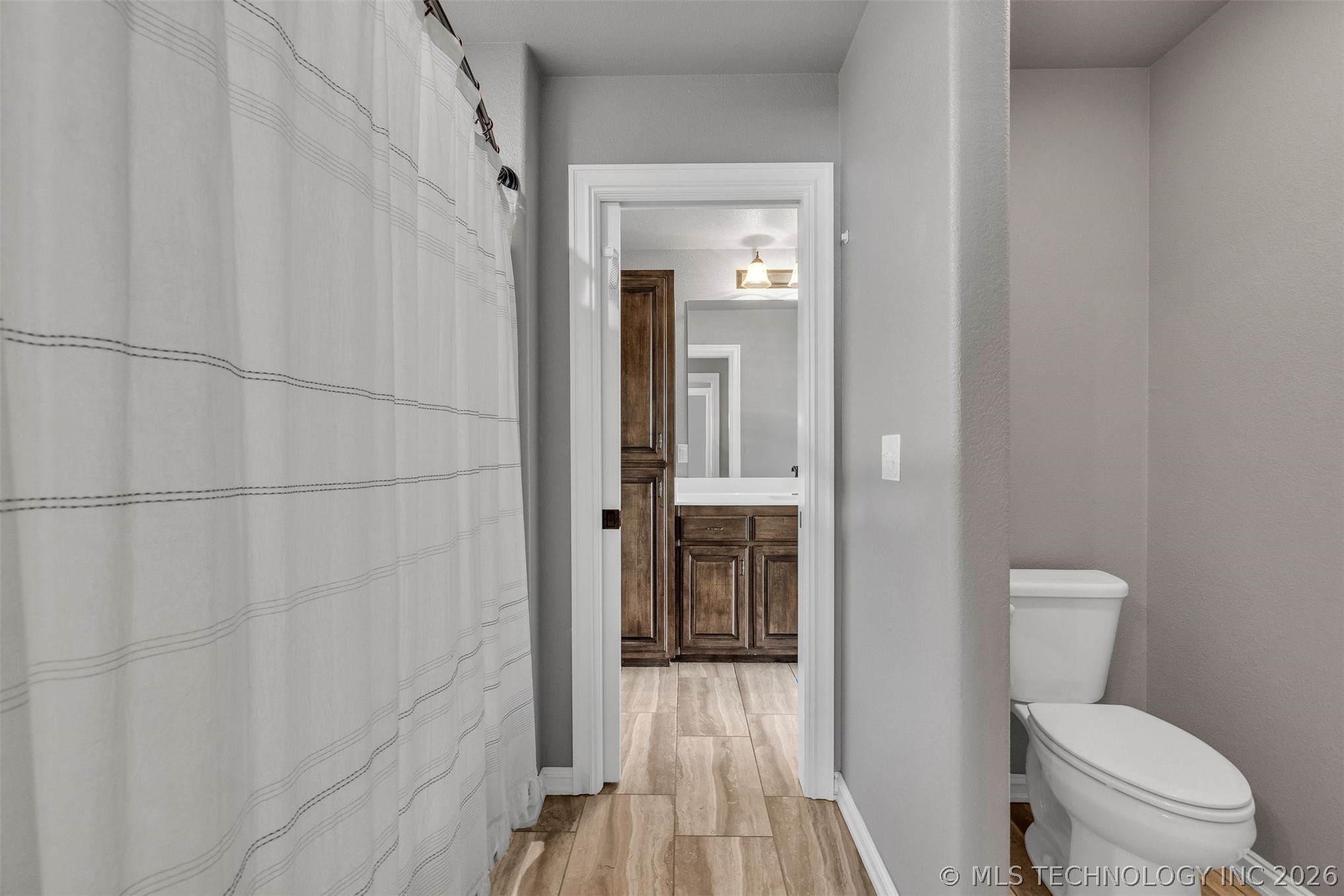 4202 W Orlando Place