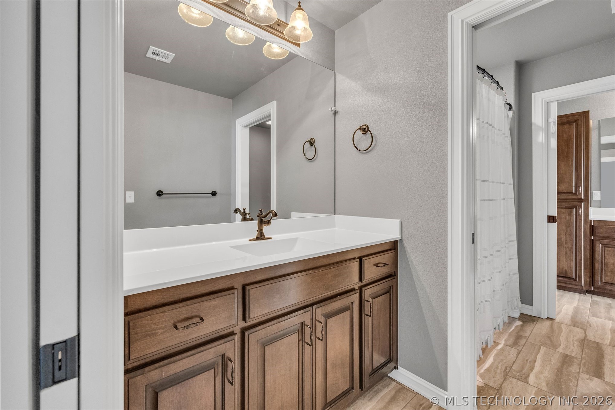 4202 W Orlando Place