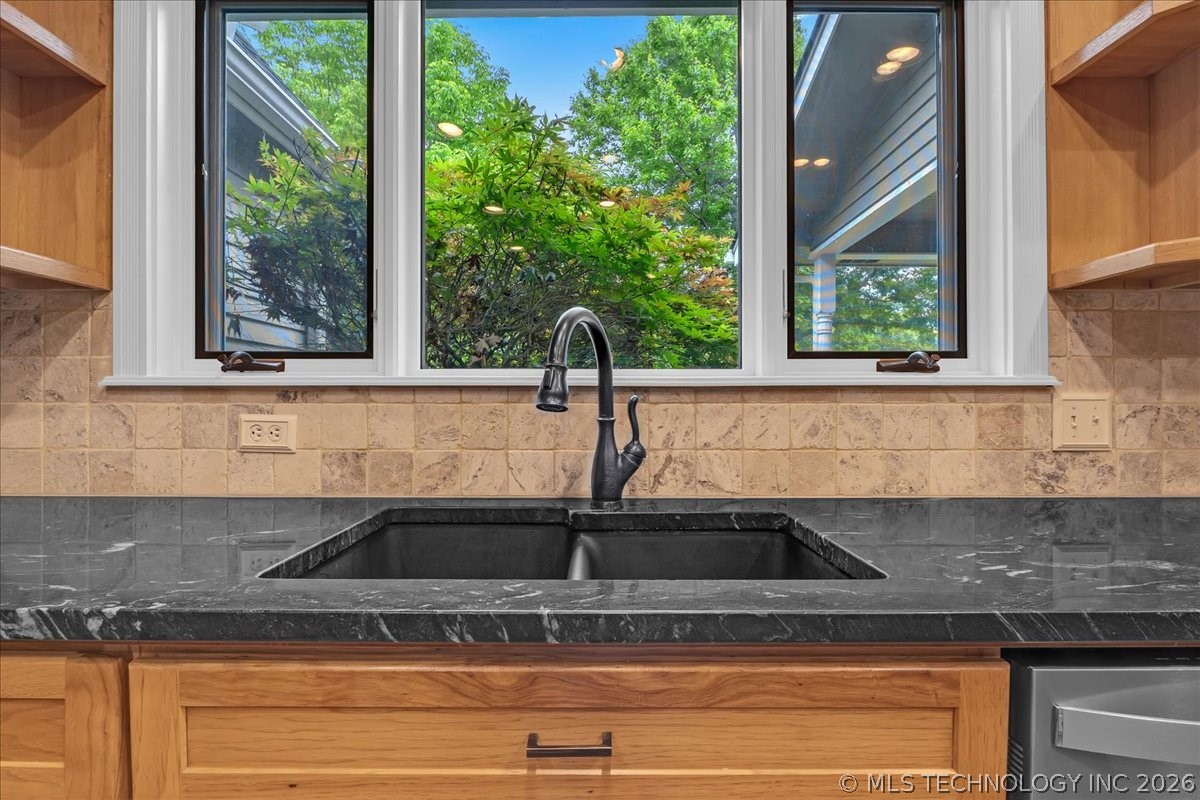 12604 E 127th Street S