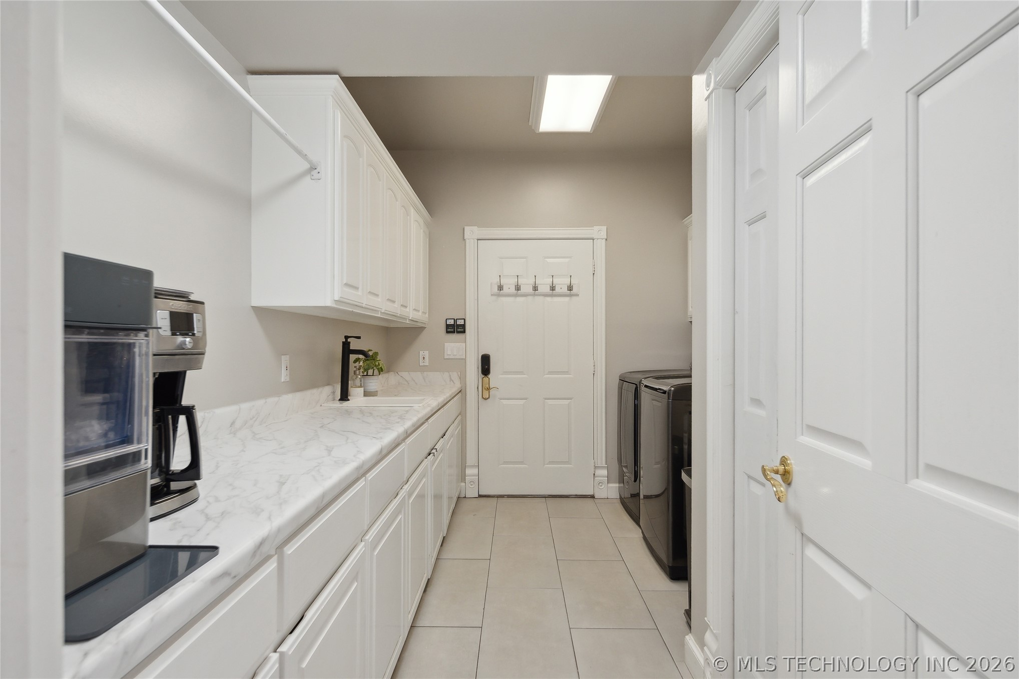 6202 E 191st Street S