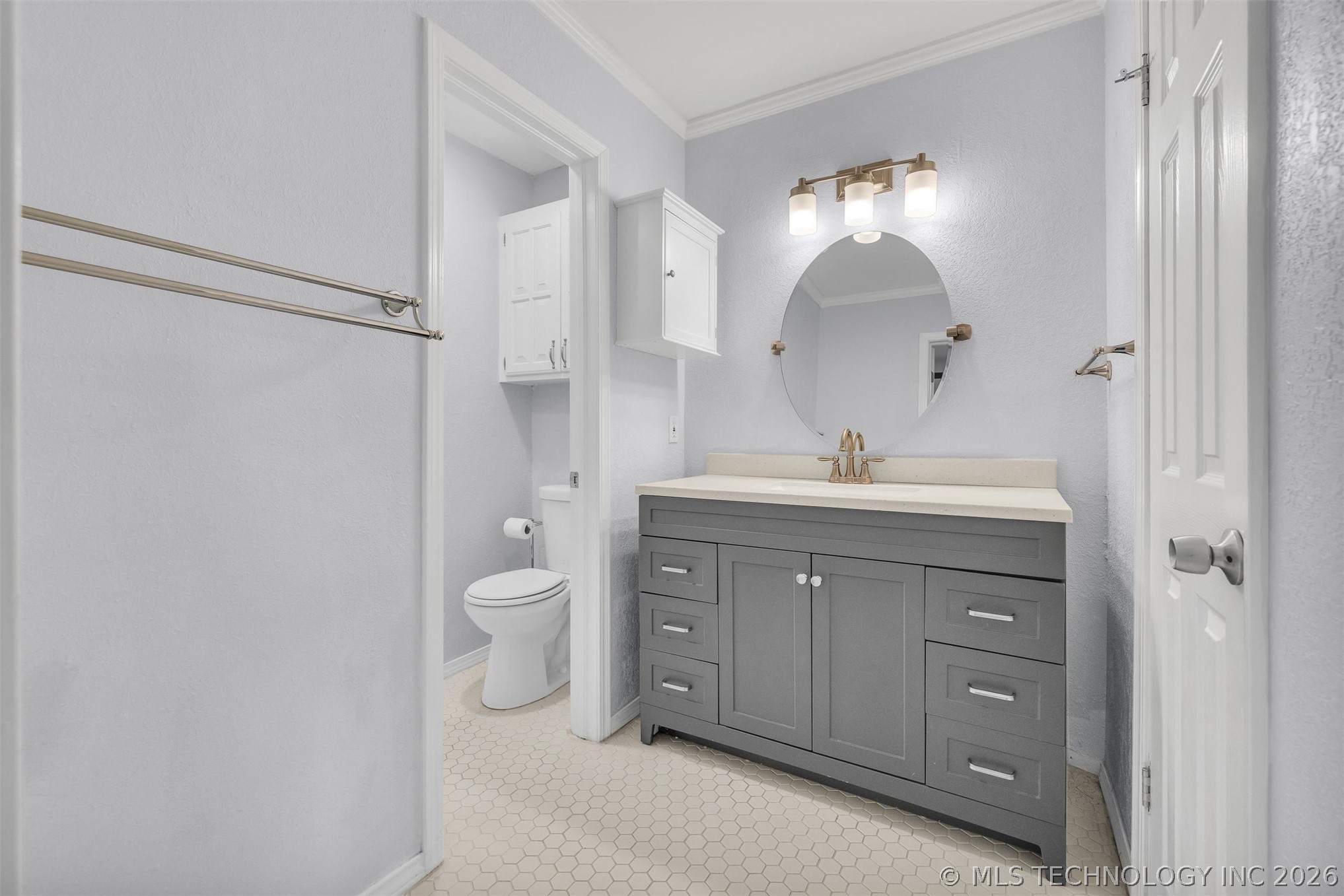 205 W 17th Street 205G