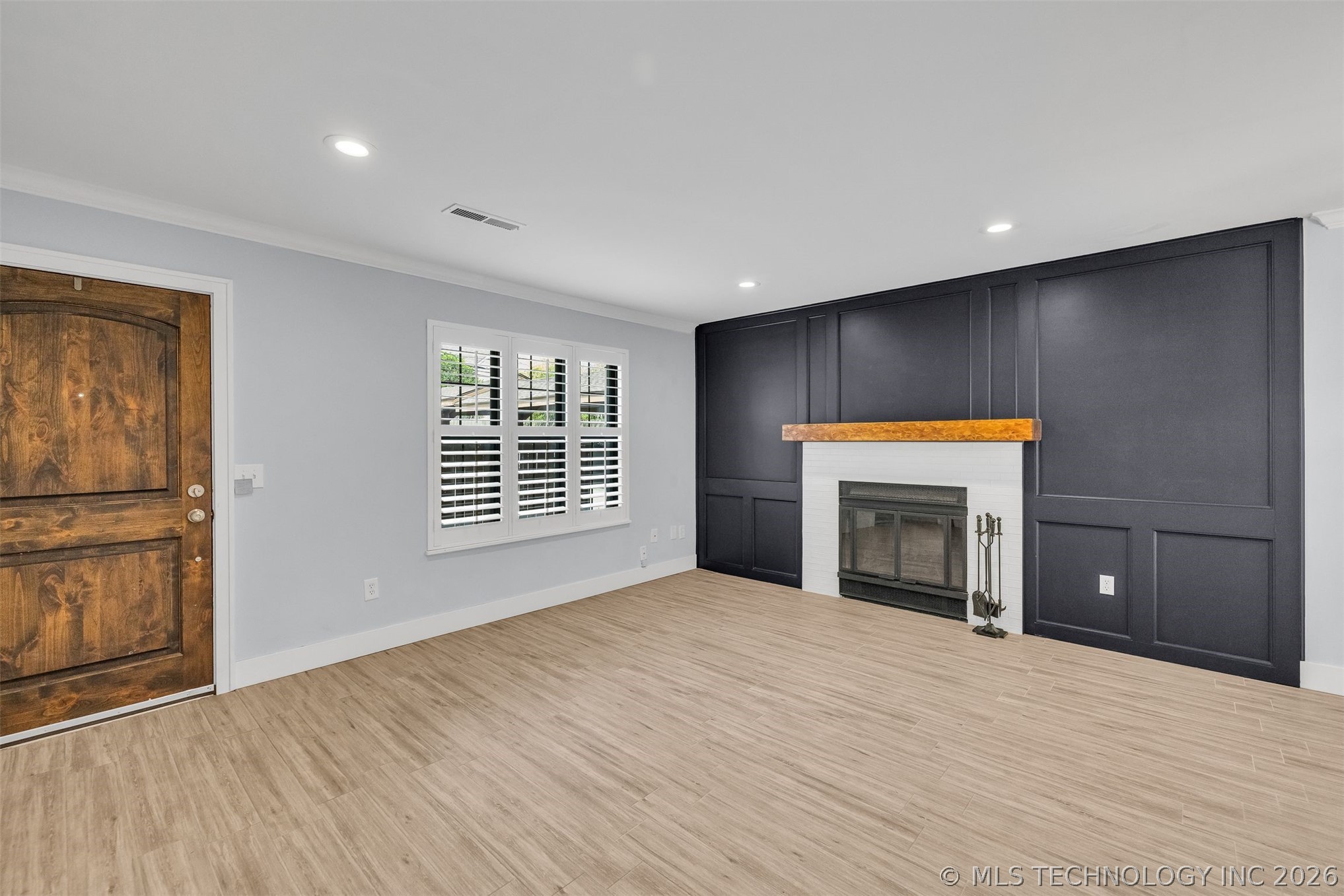 205 W 17th Street 205G