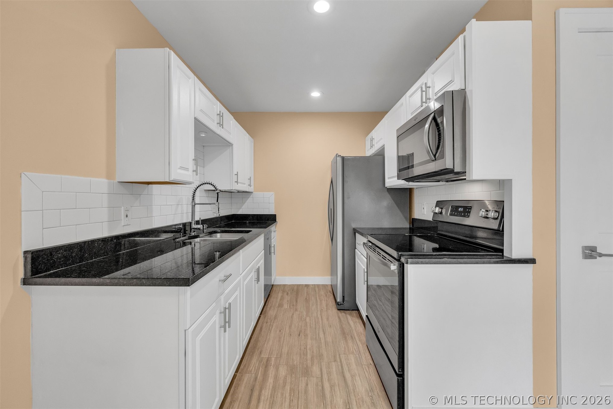 205 W 17th Street 205G