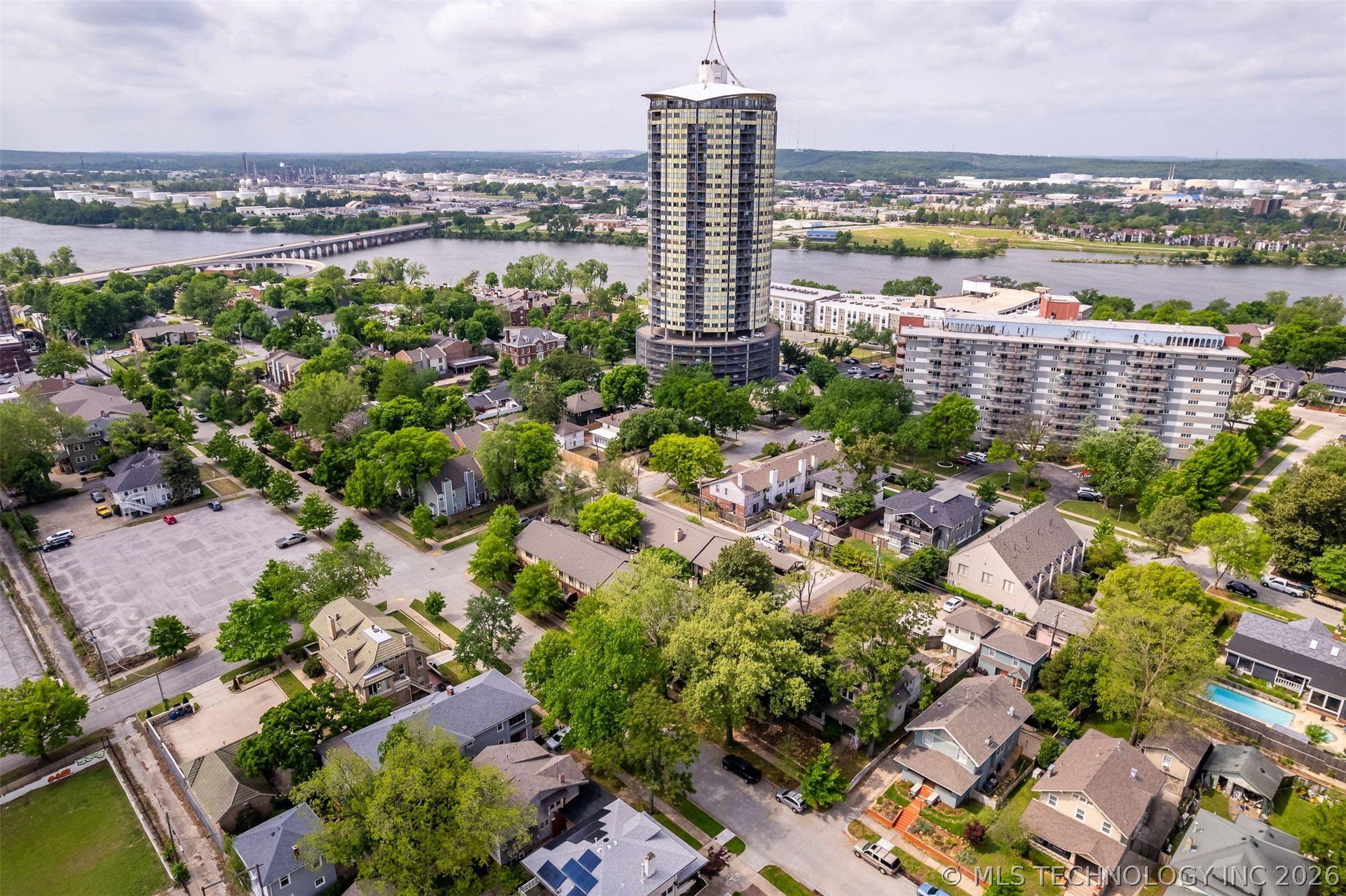 205 W 17th Street 205G