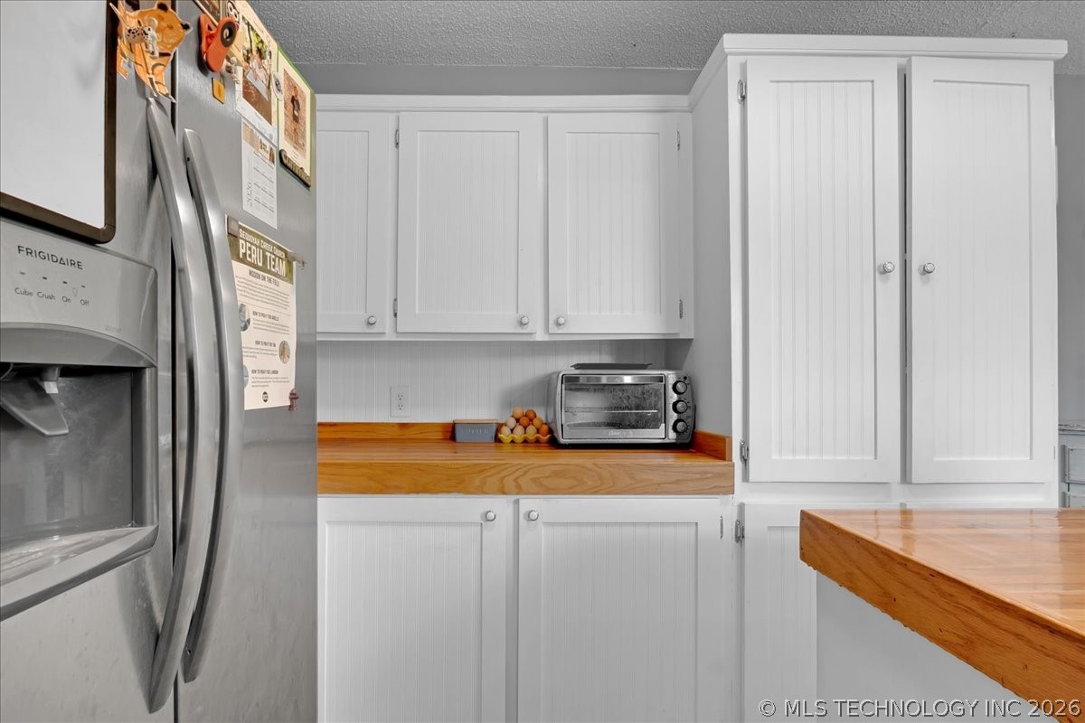 1421 S 257th East Avenue