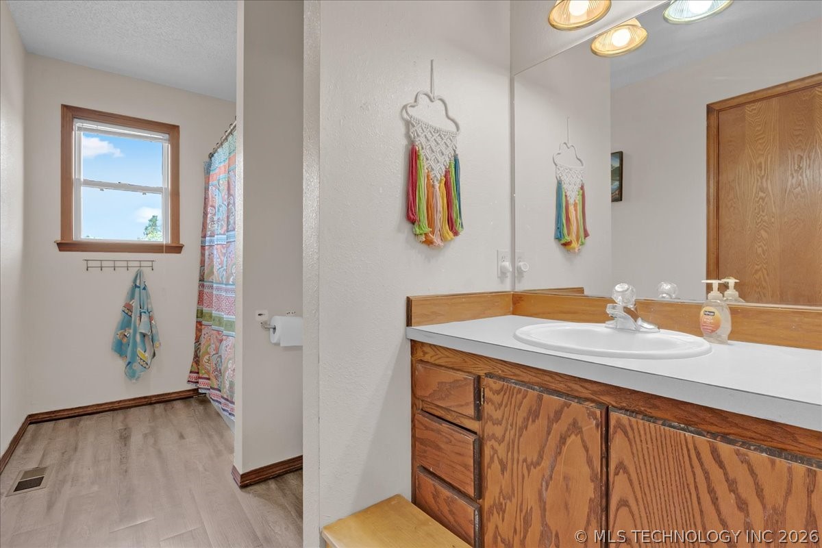 1421 S 257th East Avenue