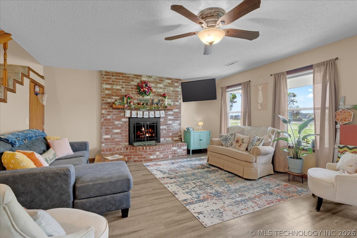 1421 S 257th East Avenue