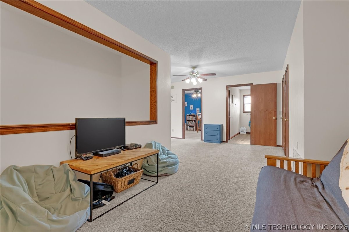 1421 S 257th East Avenue