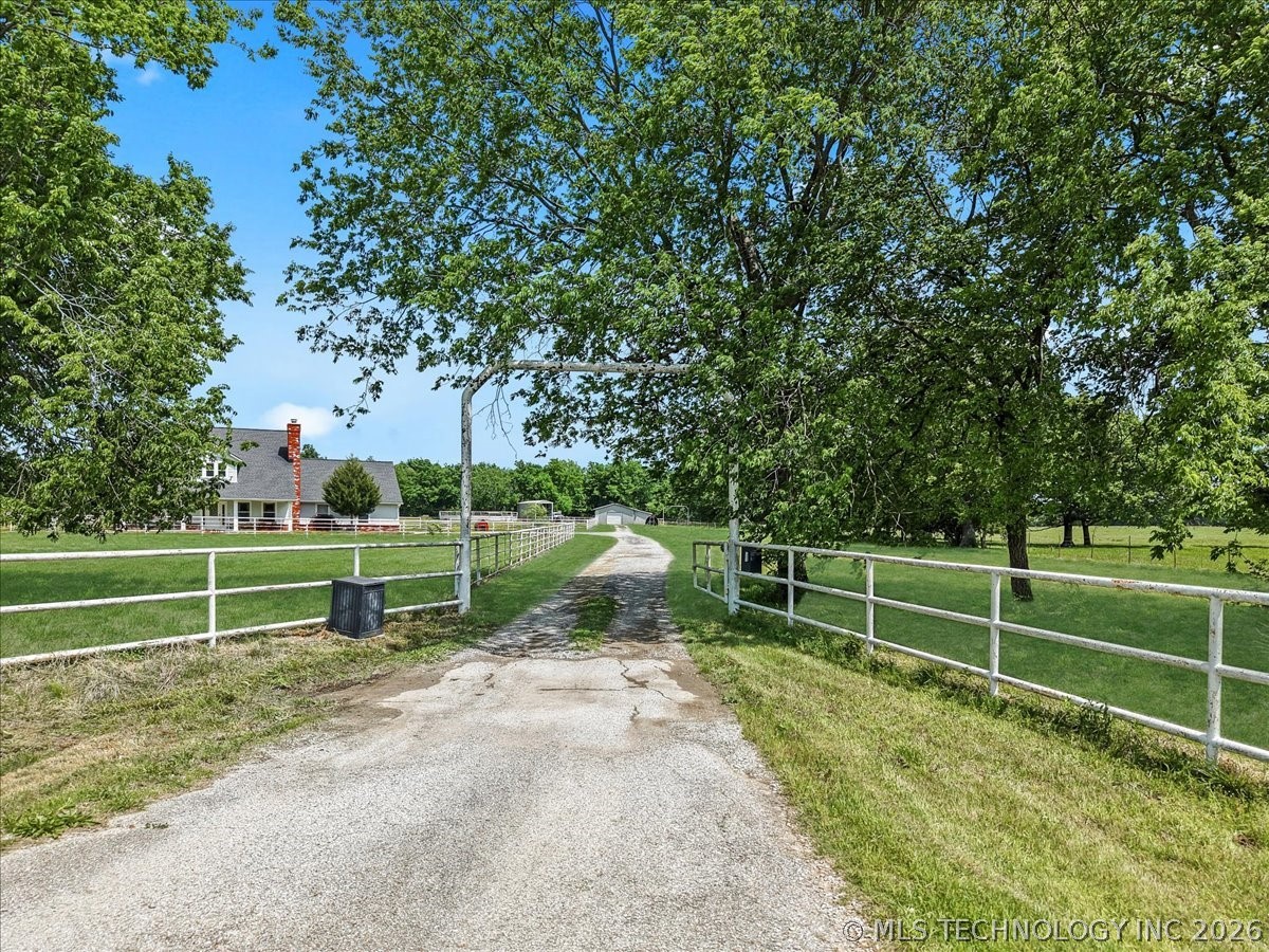 1421 S 257th East Avenue