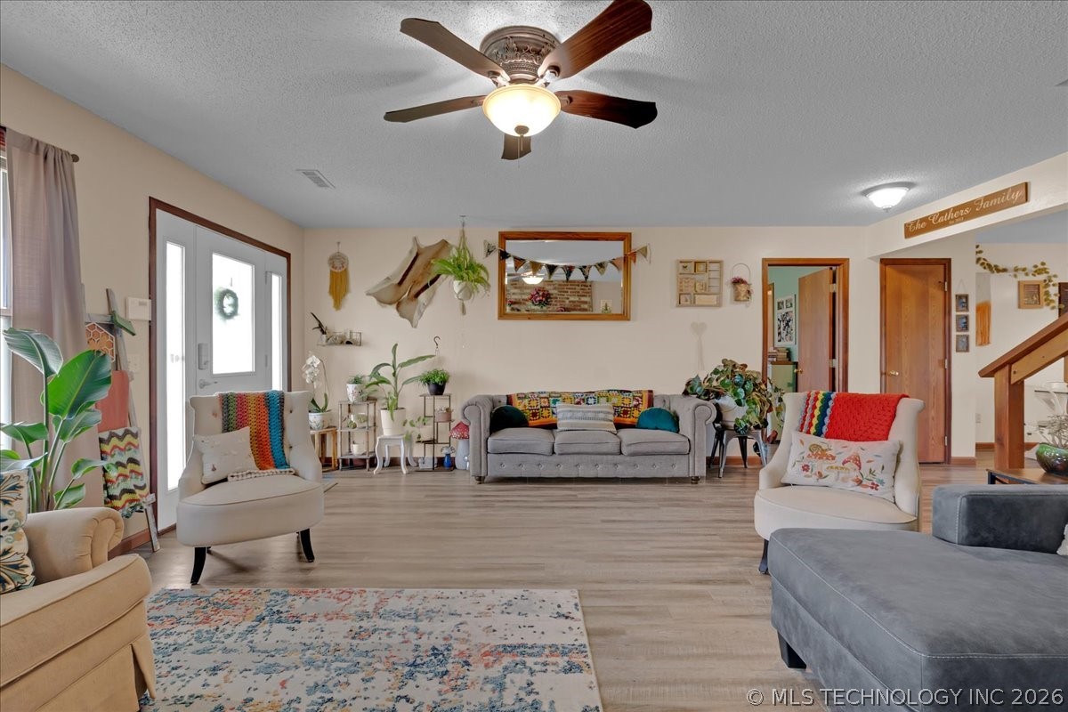 1421 S 257th East Avenue