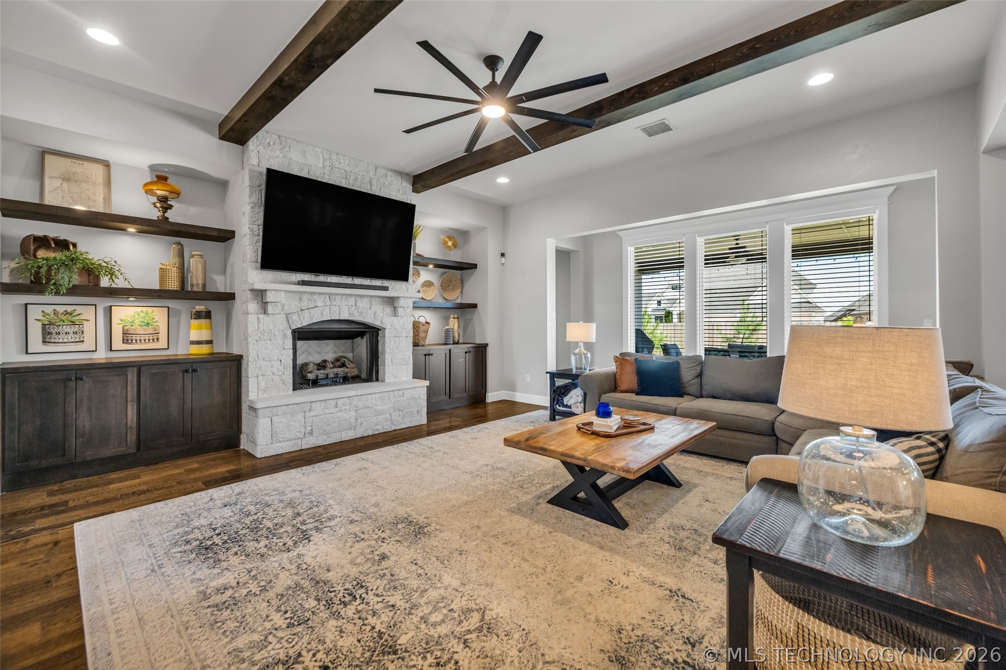 8711 S Phoenix Place