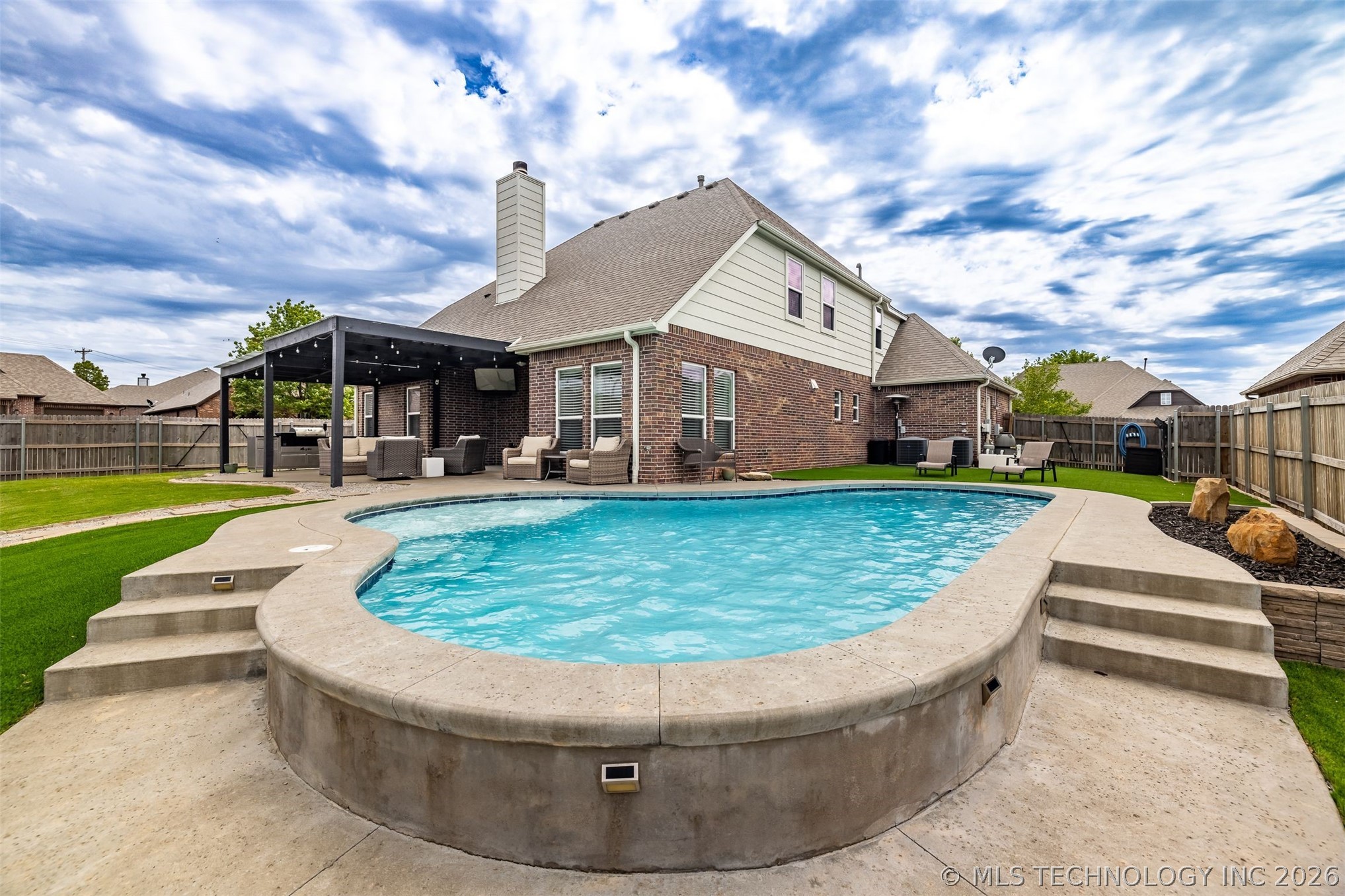 9407 N 96th East Avenue