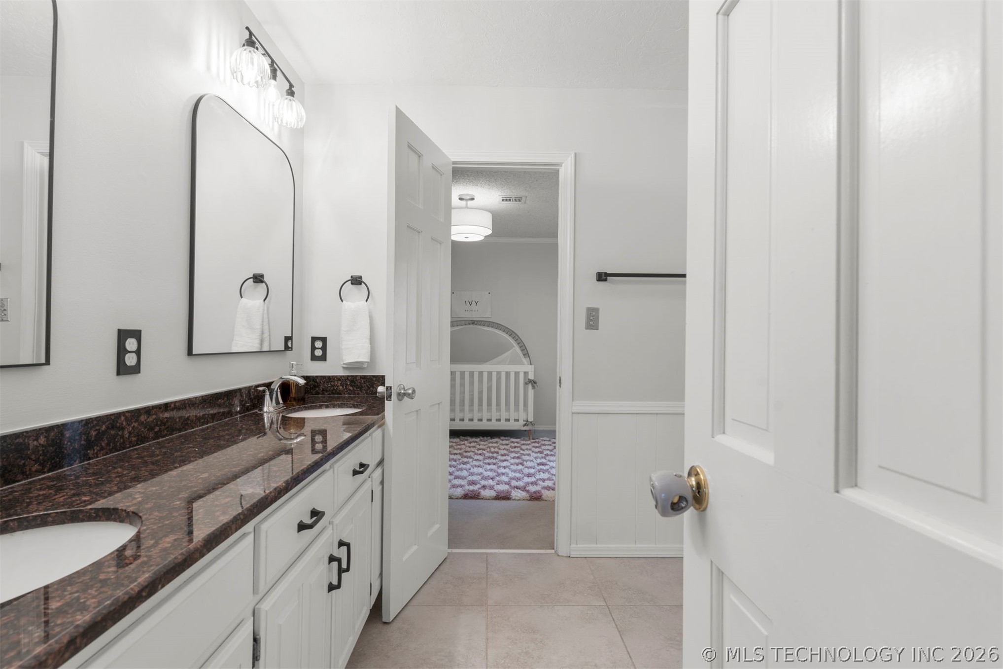 10522 S 66th East Avenue