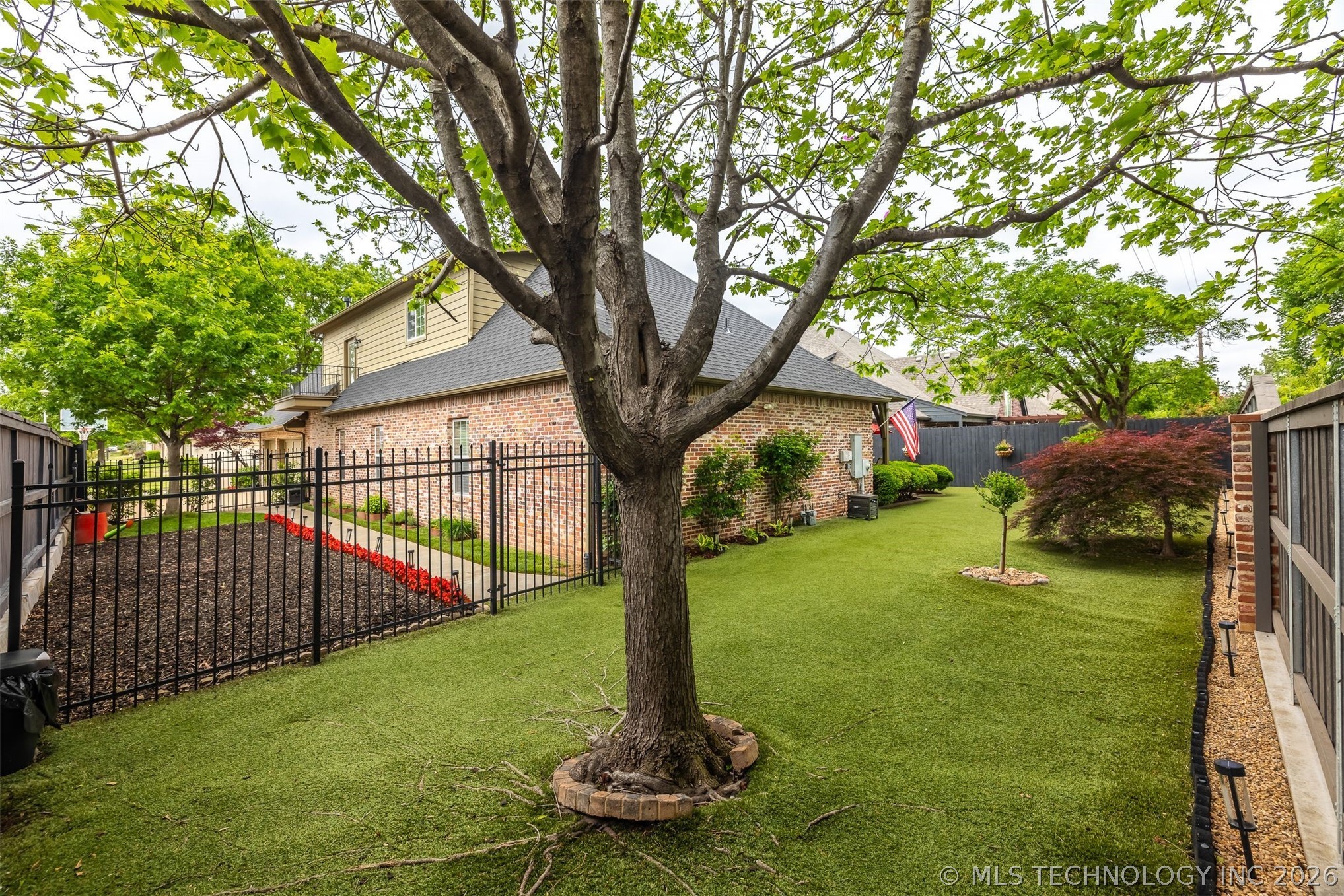 10917 S 89th East Avenue