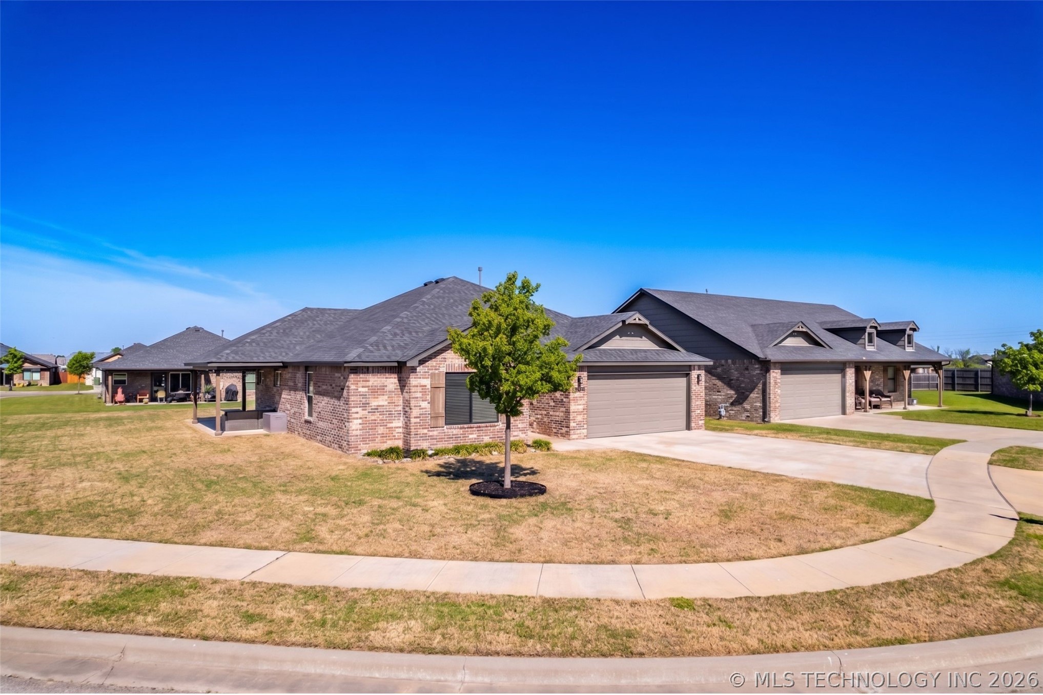 3630 E Cherryhill Court