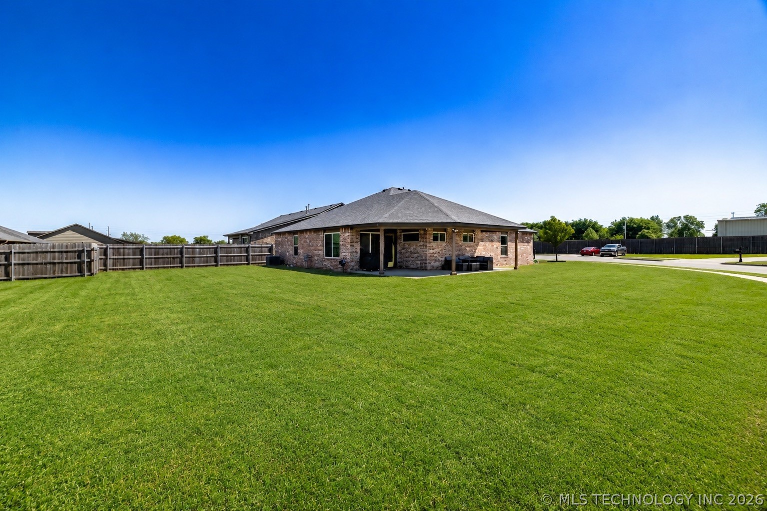 3630 E Cherryhill Court