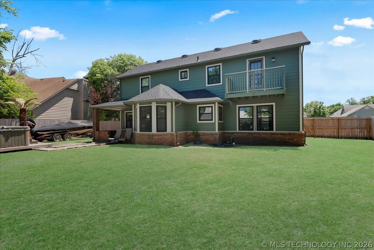 2412 W Twin Oaks Street