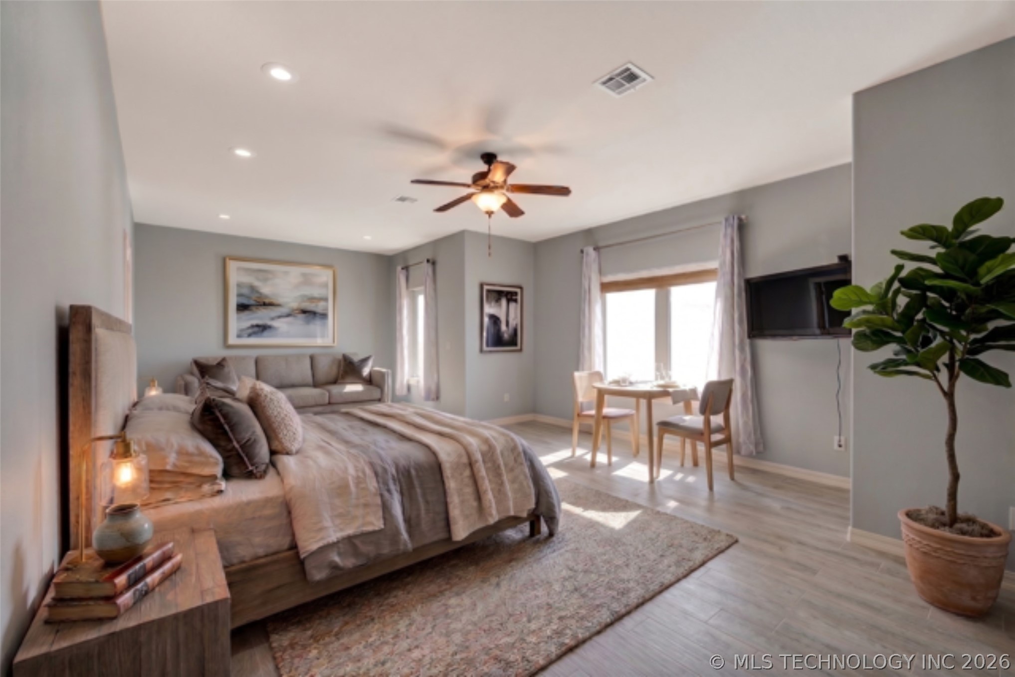 5630 E 117th Place