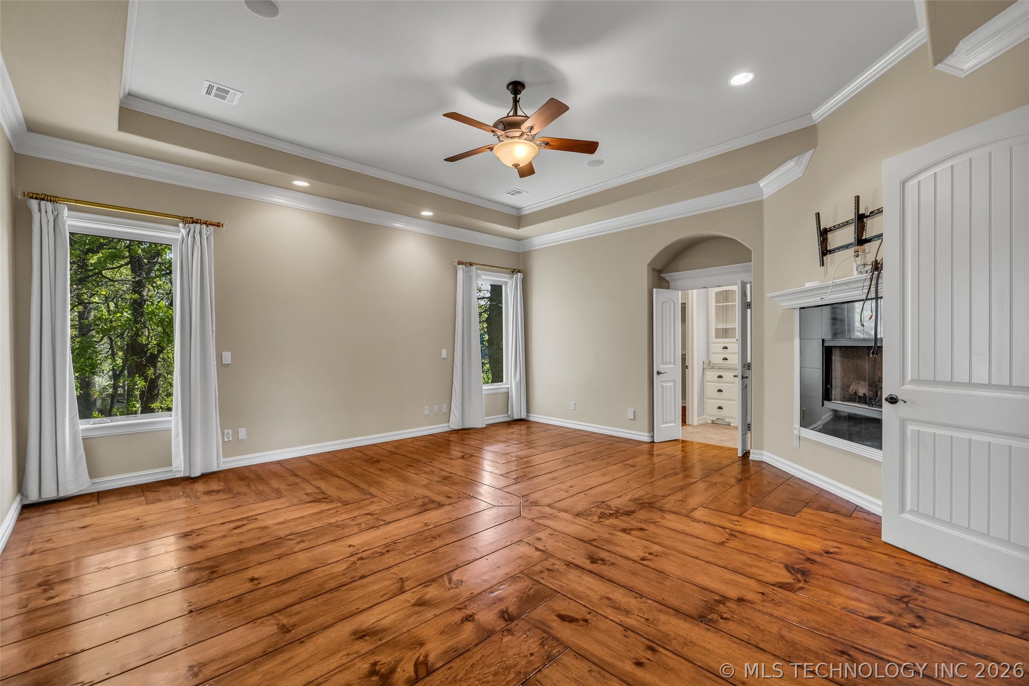 5630 E 117th Place