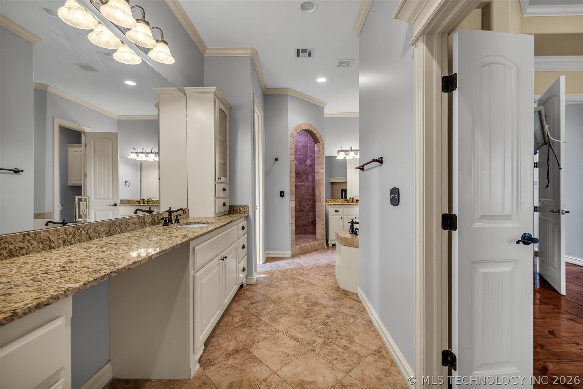 5630 E 117th Place