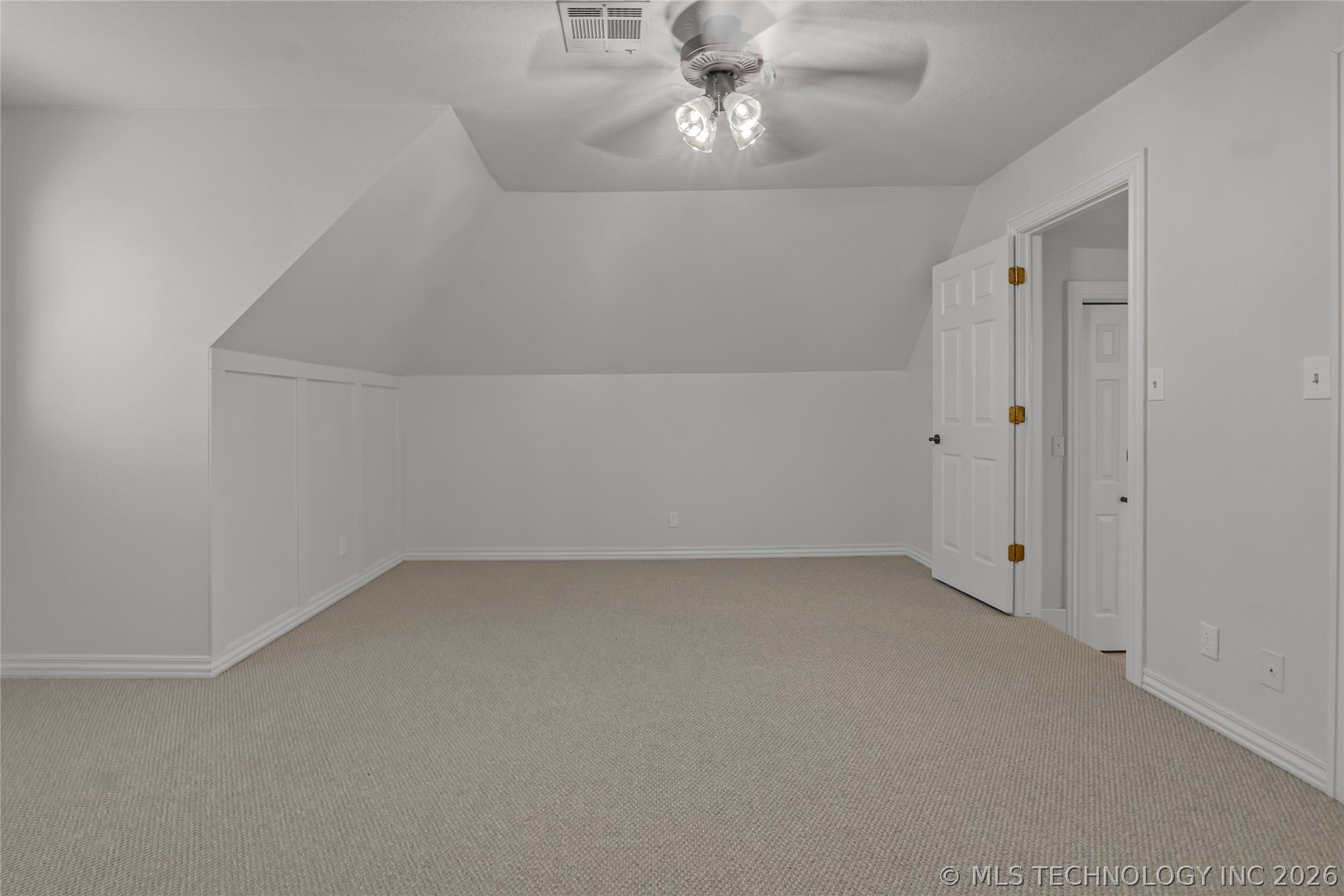 3427 E 87th Place
