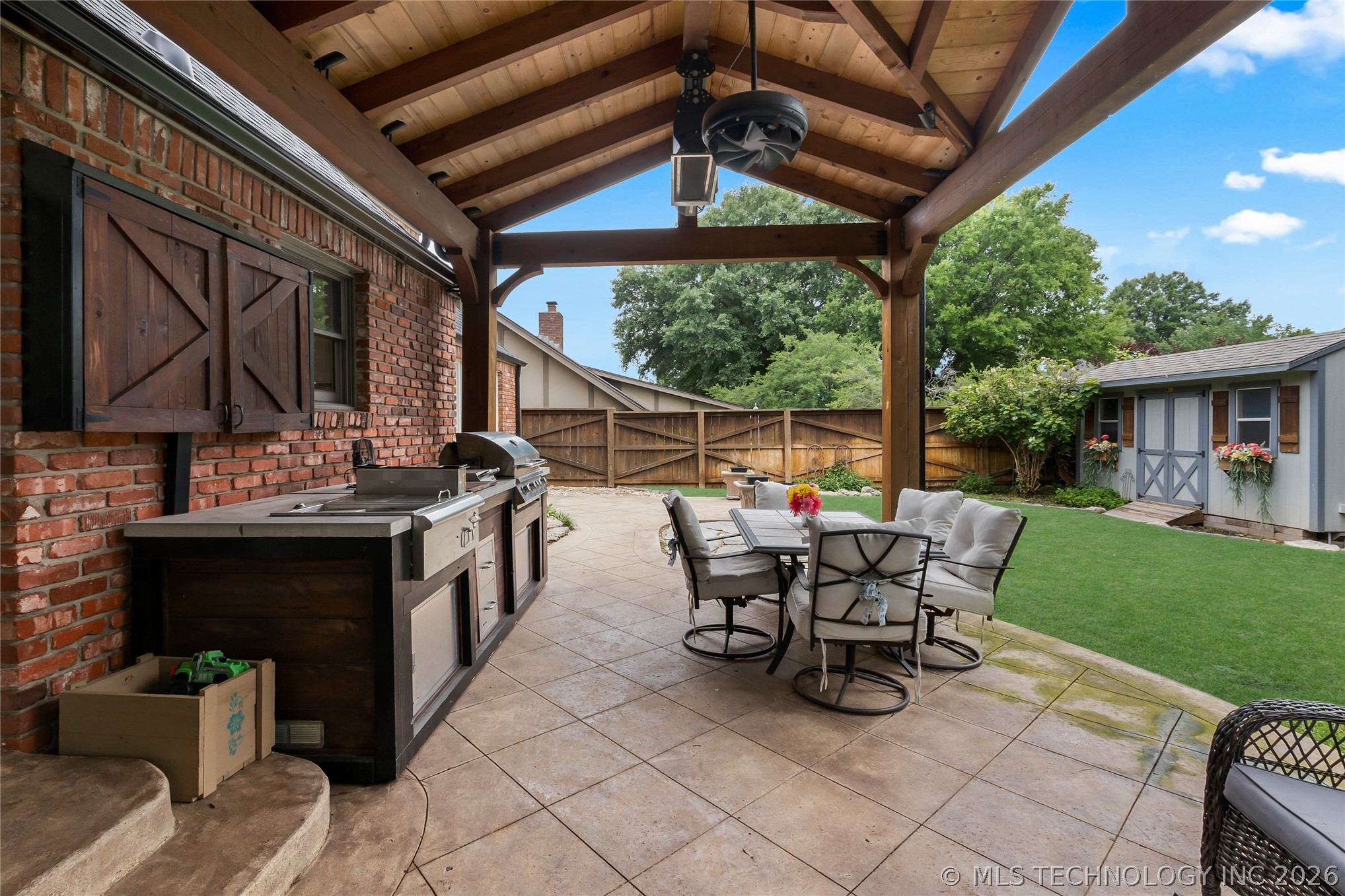 3427 E 87th Place