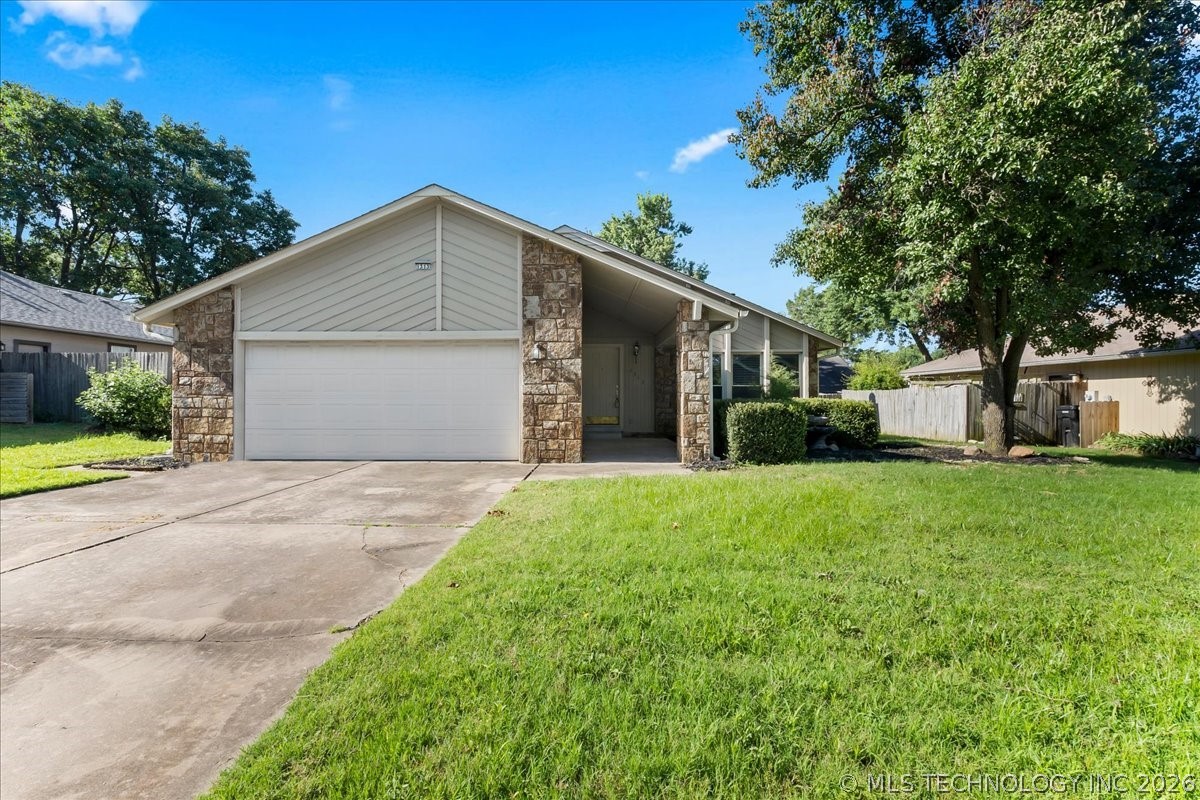 1313 W Orlando Place