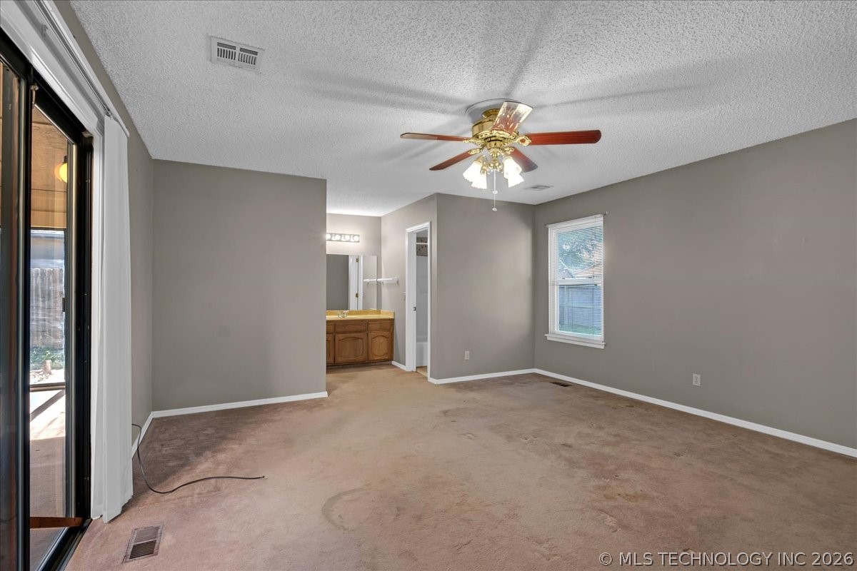 1313 W Orlando Place