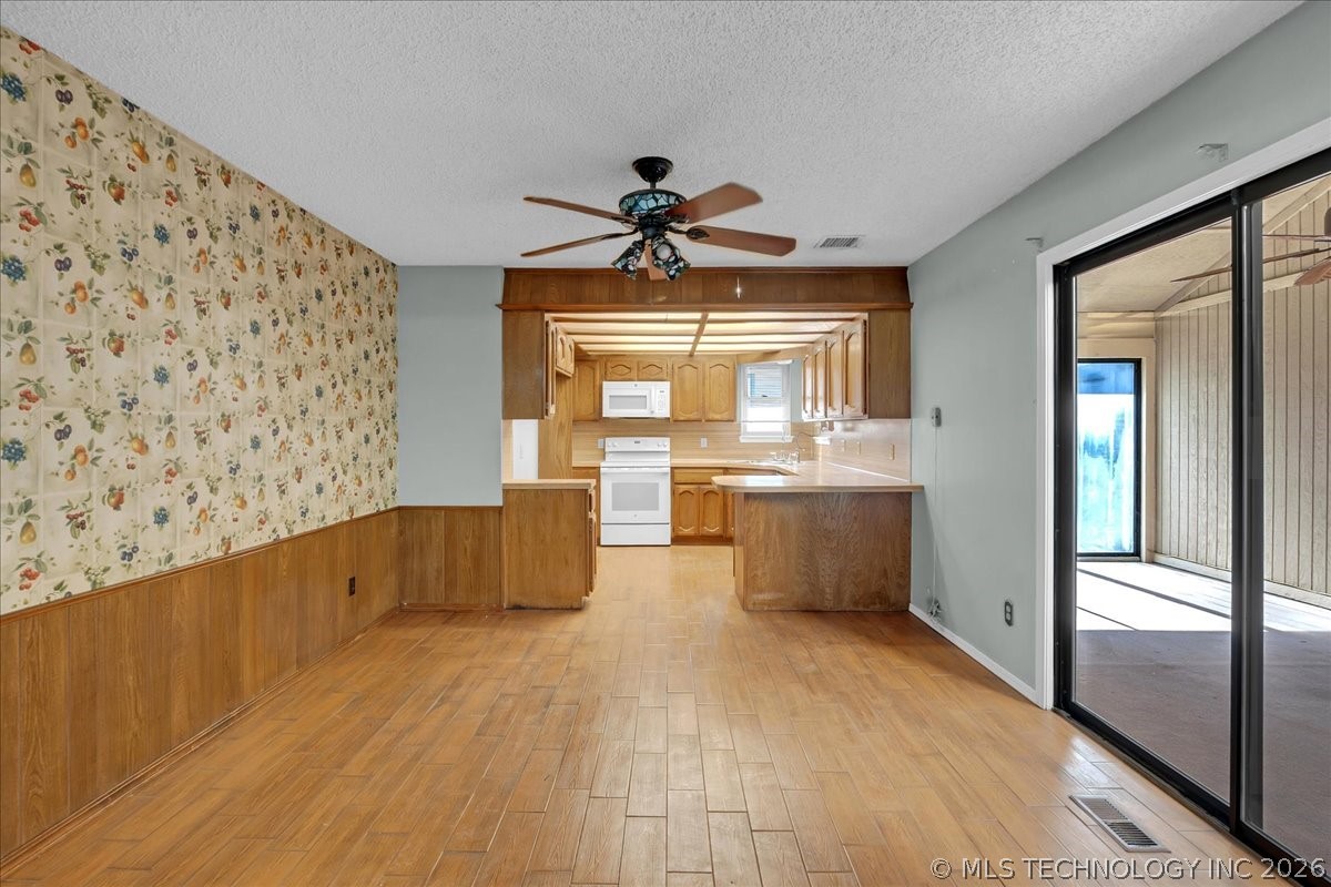 1313 W Orlando Place