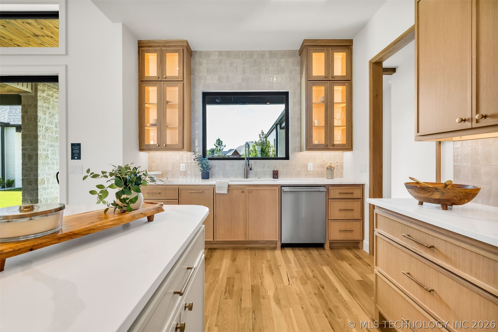 17254 E White Tail Cove