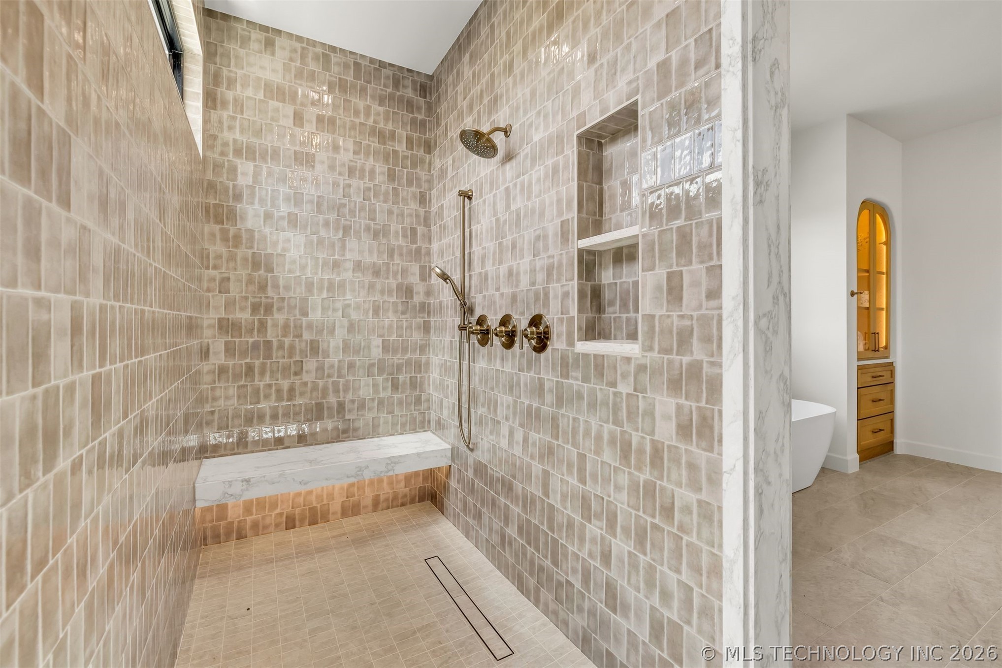 17254 E White Tail Cove