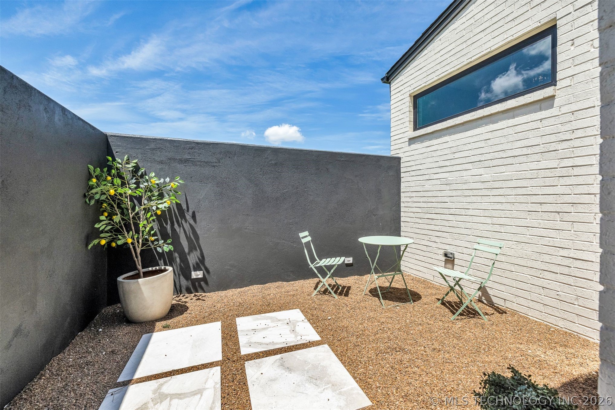 17254 E White Tail Cove