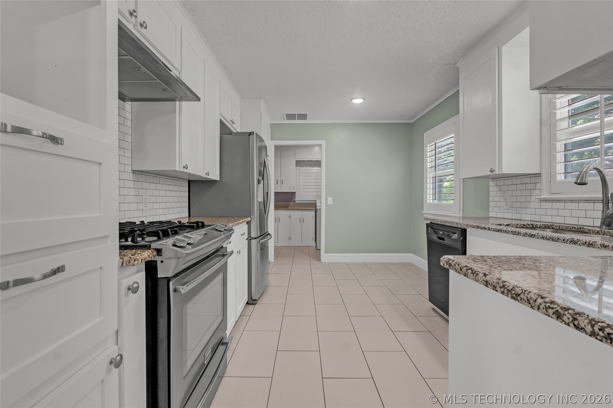 2531 E 56th Street